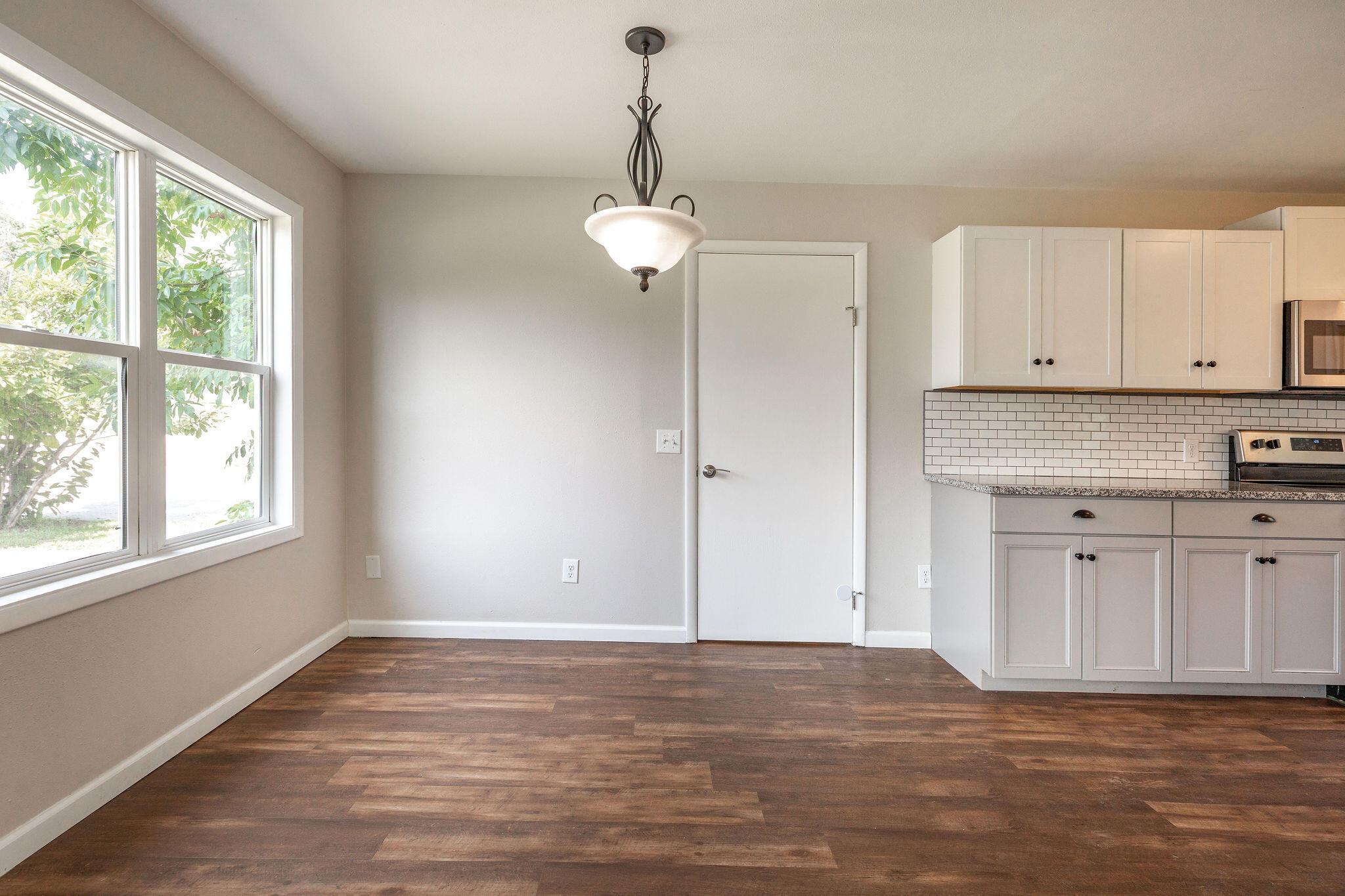 9 Sunset Street Property Photo 23
