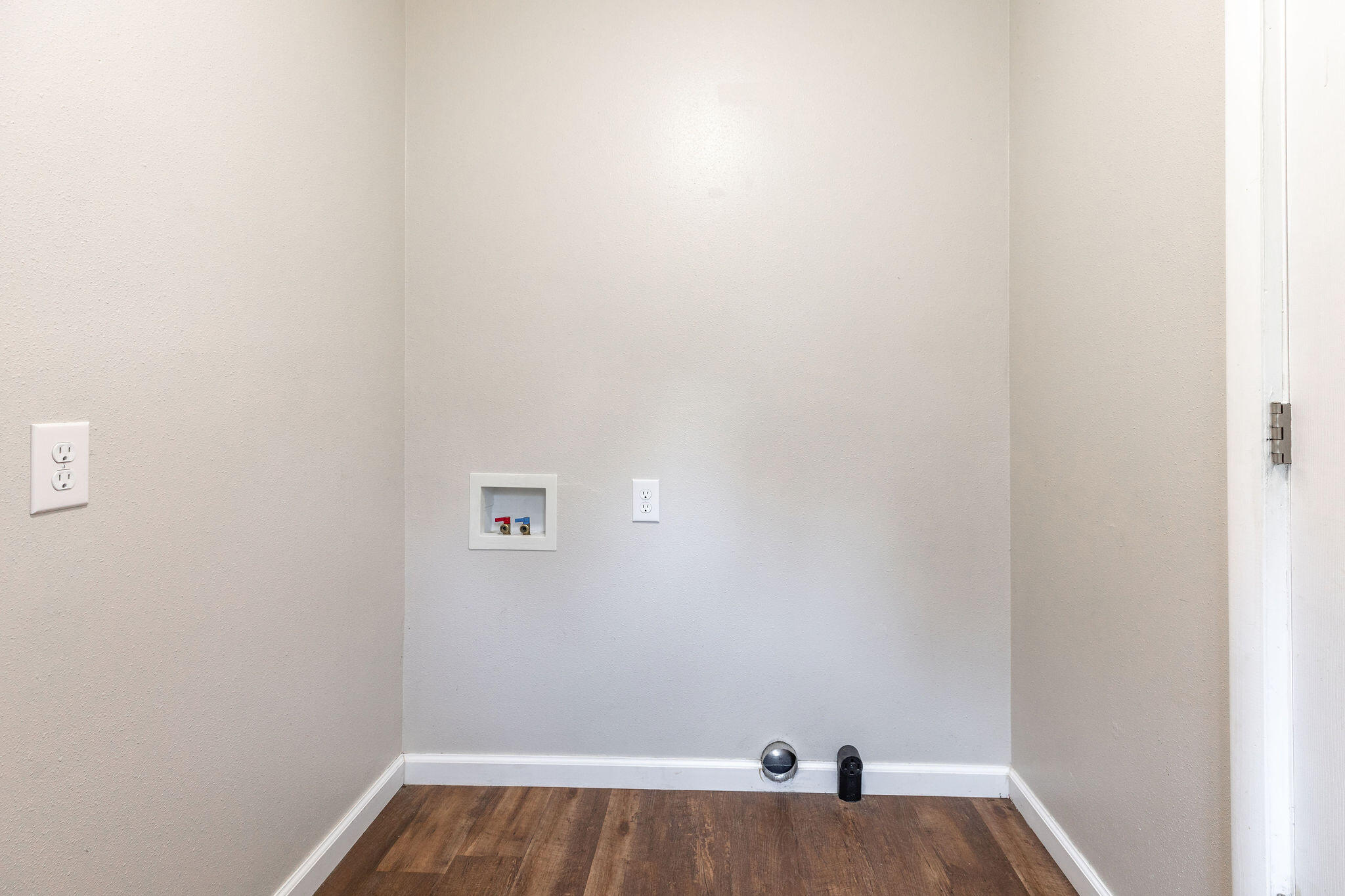 9 Sunset Street Property Photo 31
