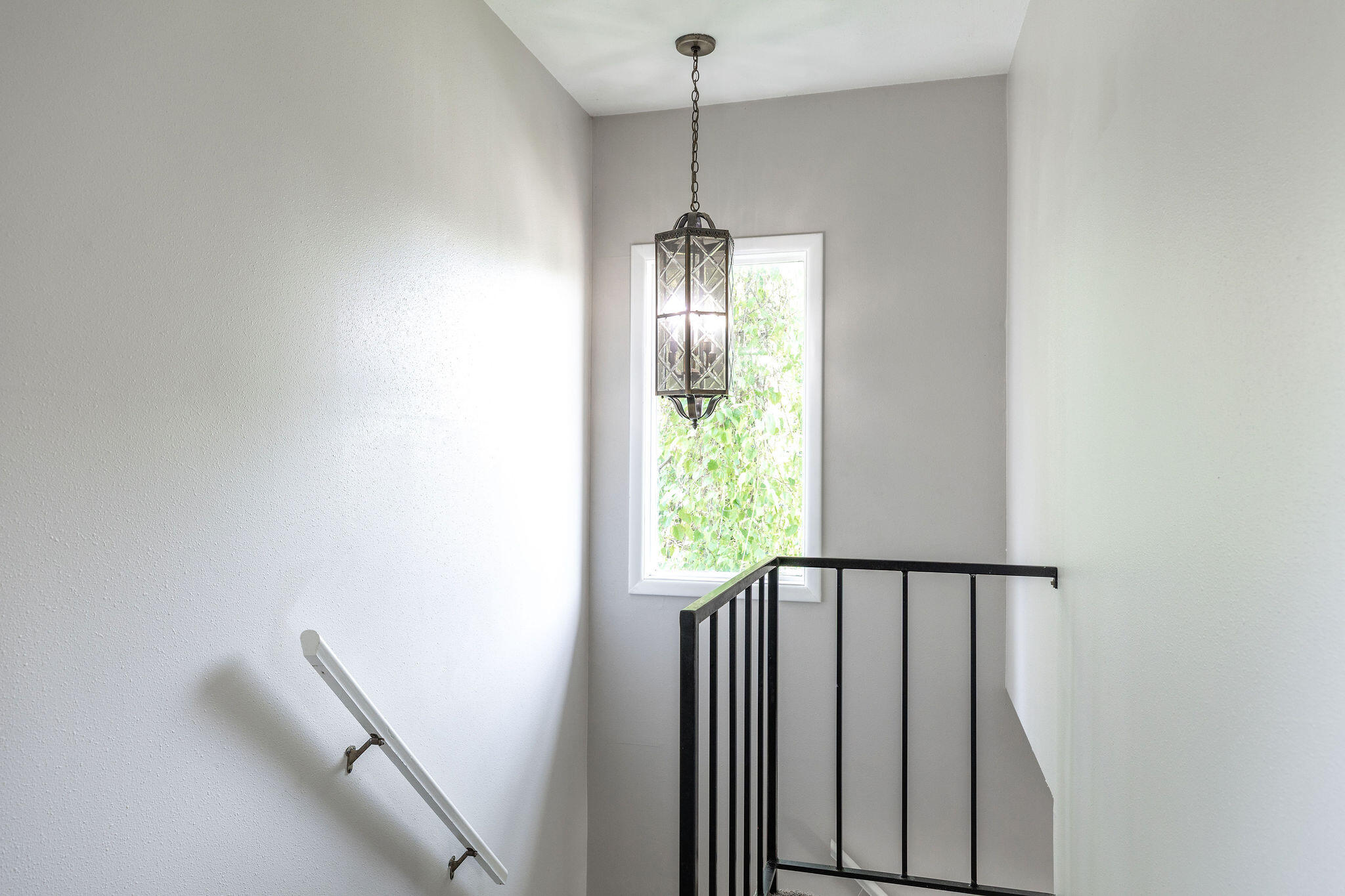 9 Sunset Street Property Photo 32