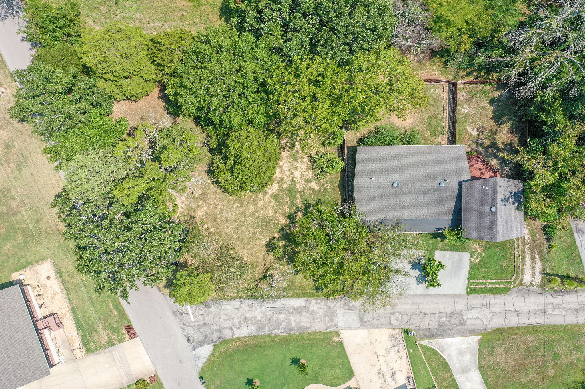 9 Sunset Street Property Photo 42