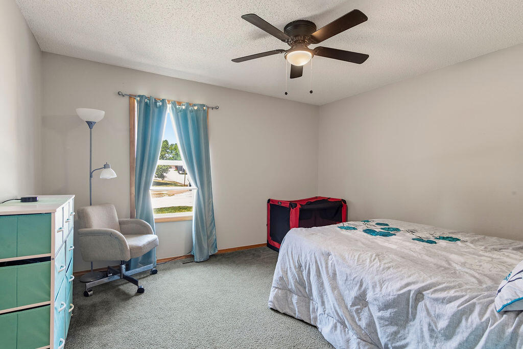 4048 West Falcon Drive Property Photo 11