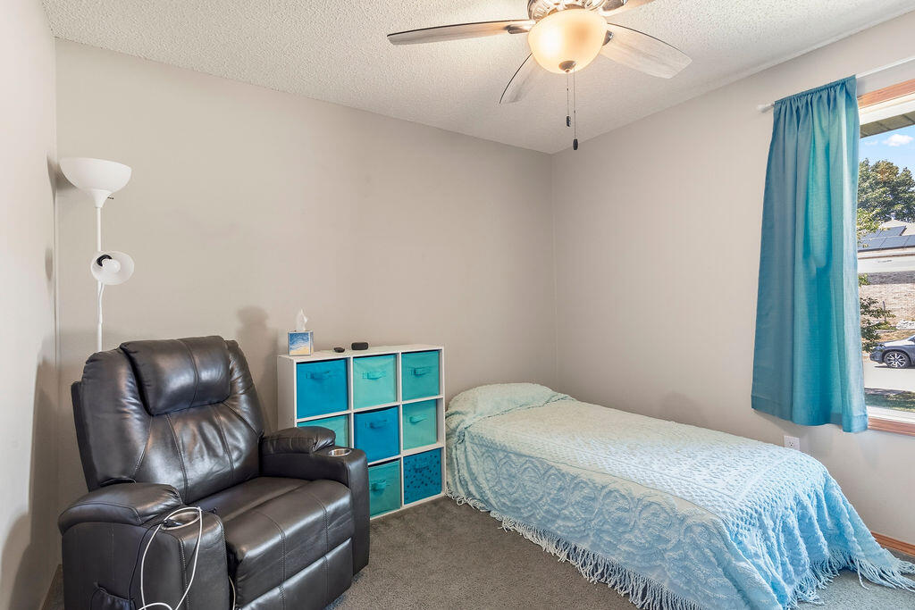 4048 West Falcon Drive Property Photo 12