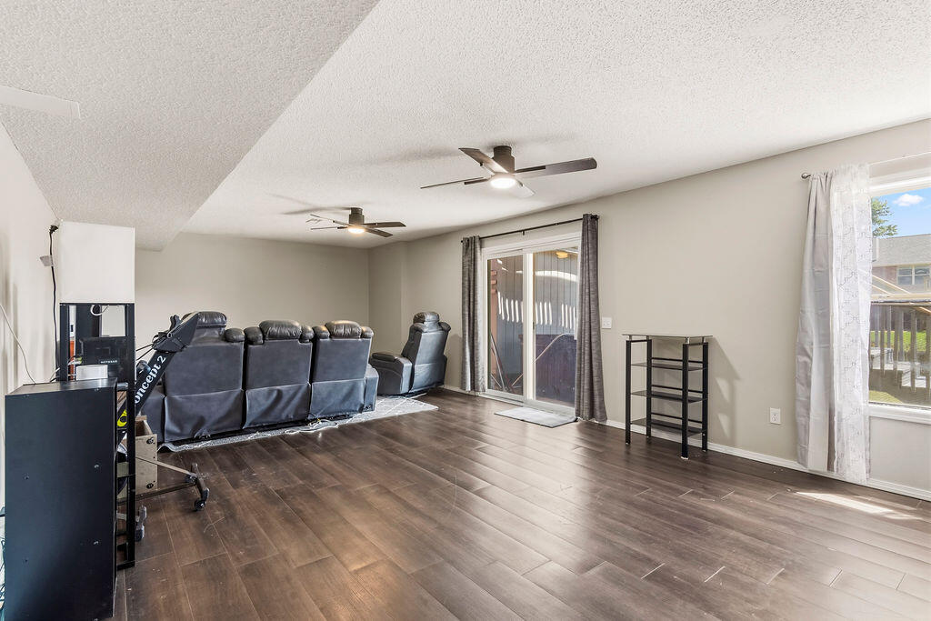 4048 West Falcon Drive Property Photo 19