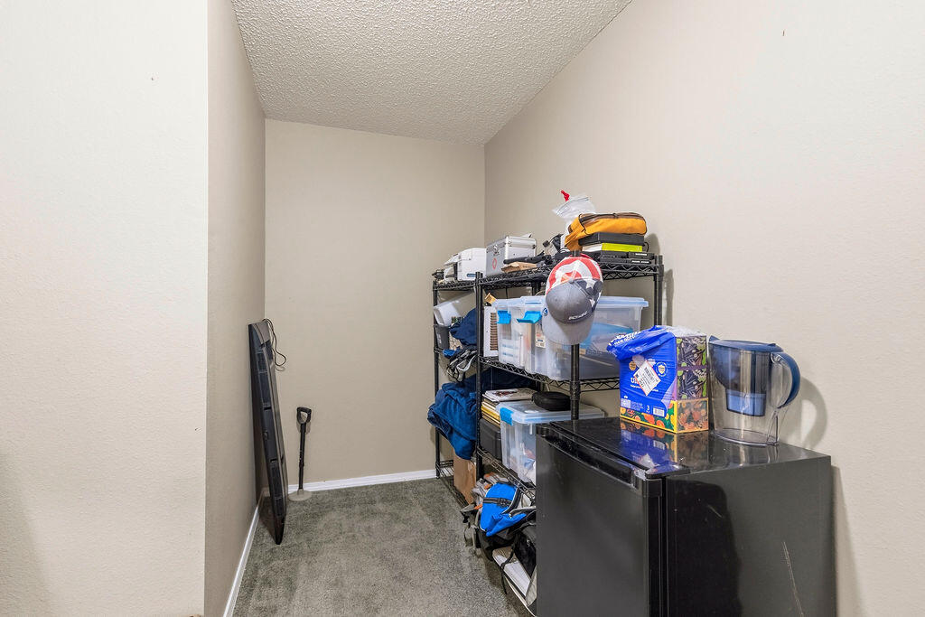 4048 West Falcon Drive Property Photo 24