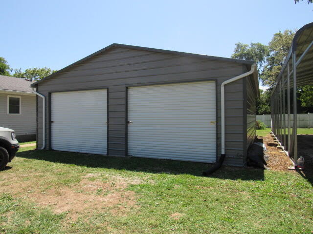 501 South West Street Property Photo 24