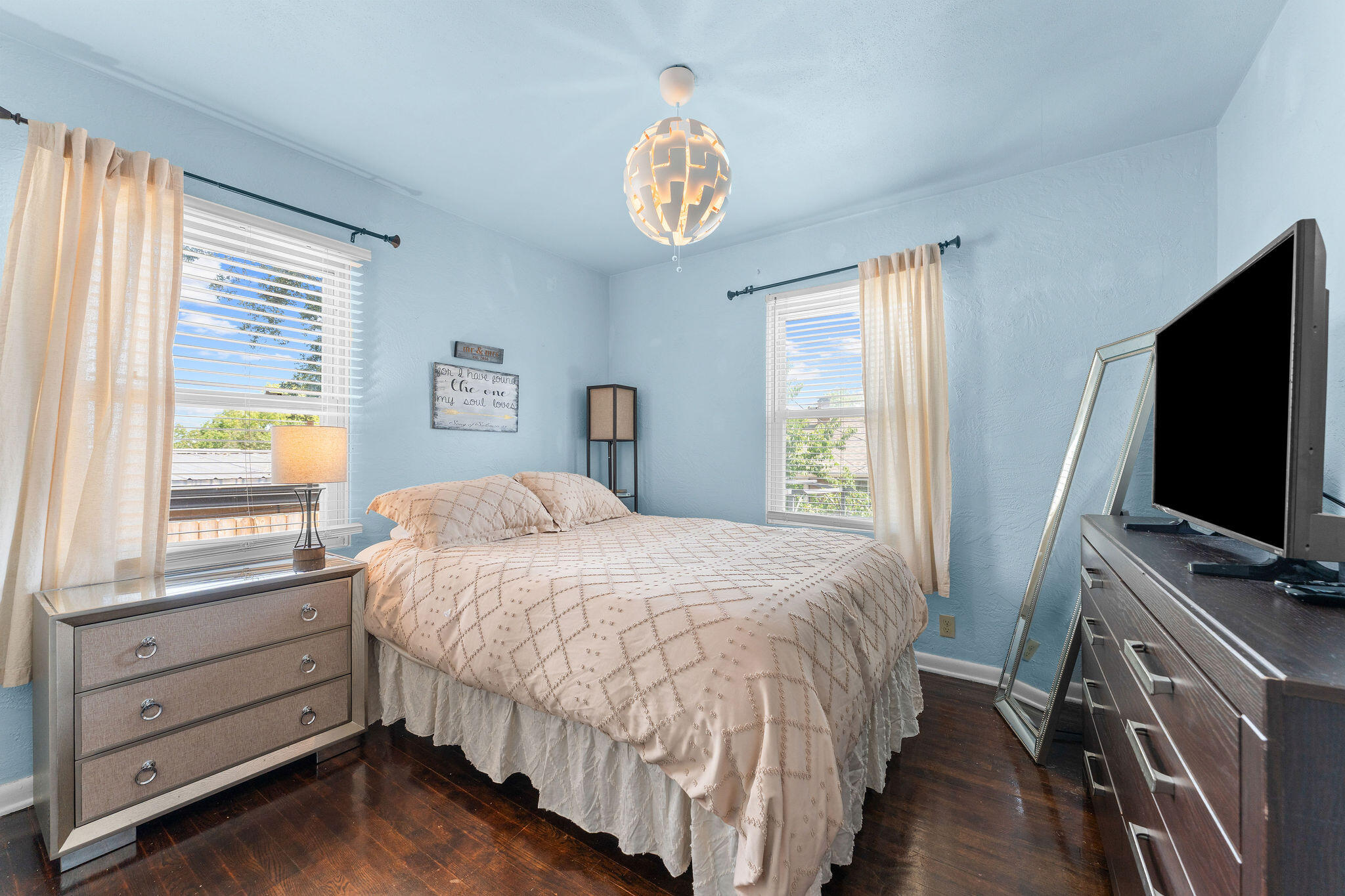 700 Brown Street Property Photo 10