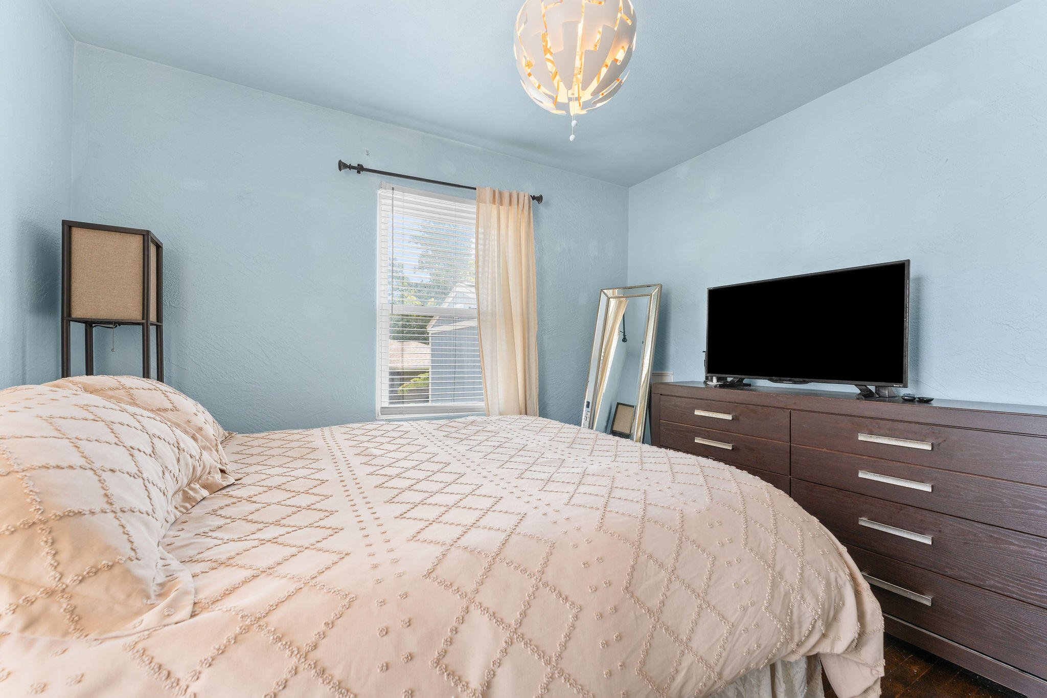 700 Brown Street Property Photo 11