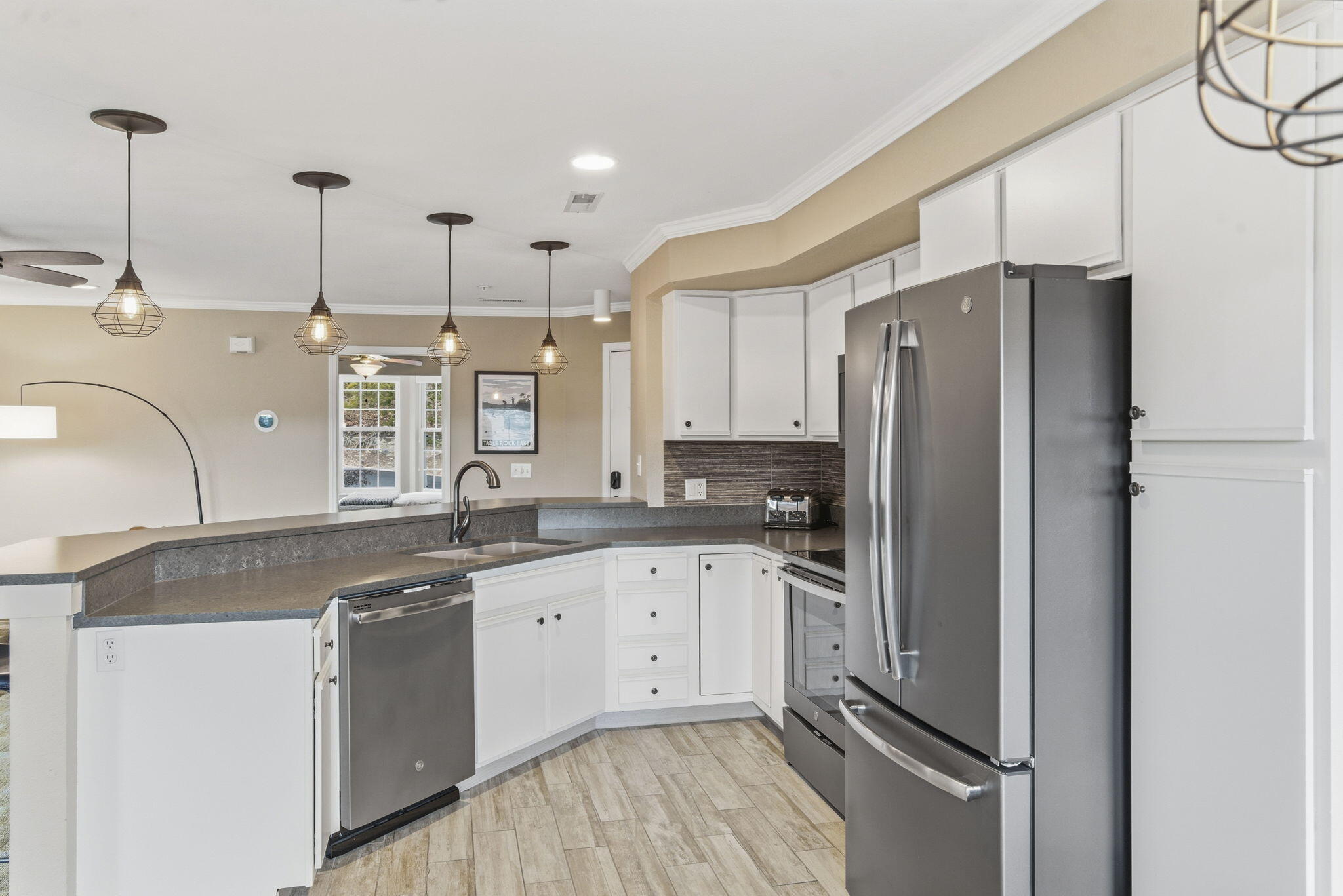 1404 Rocky Shore Terrace Property Photo 11