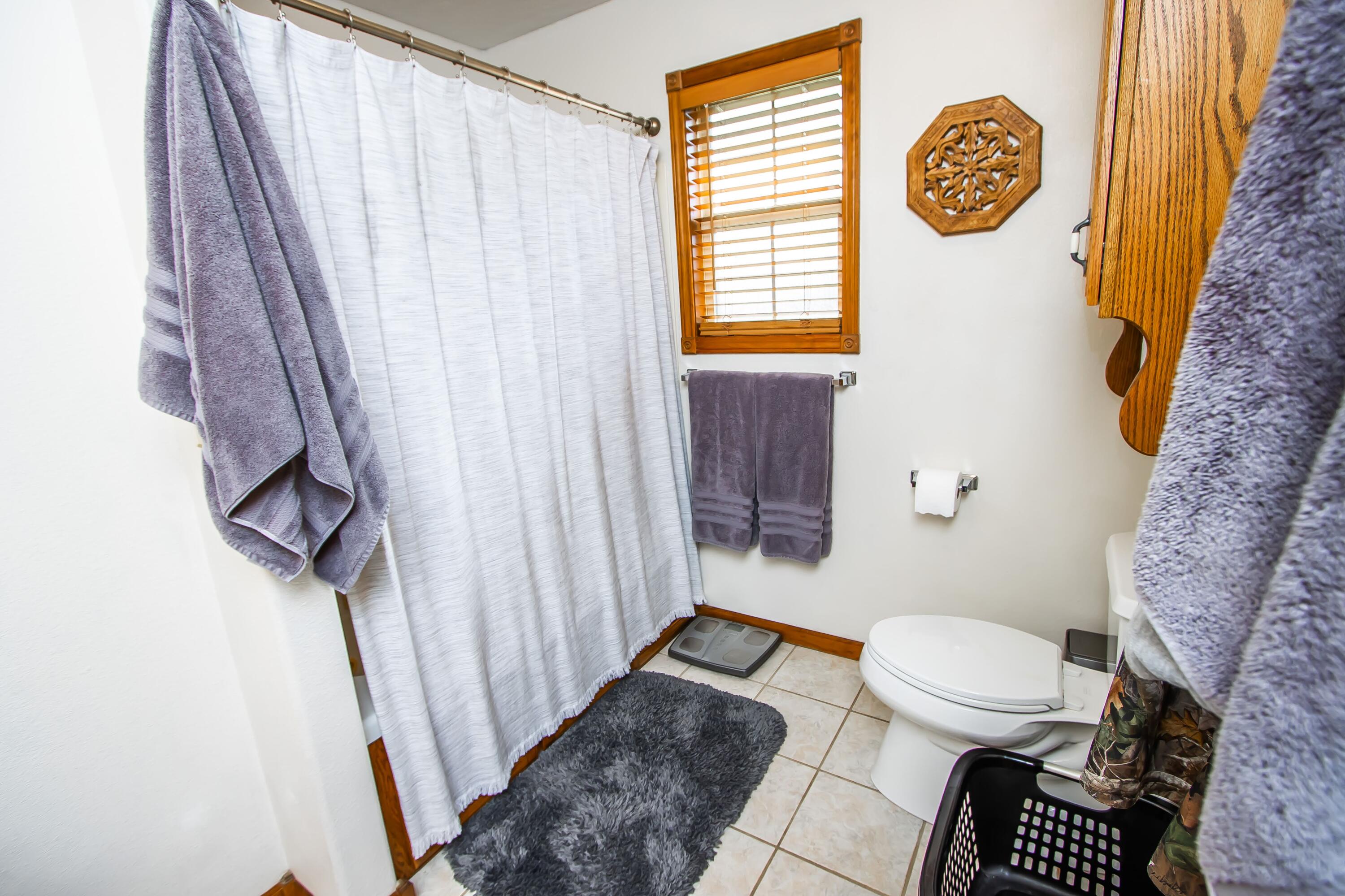400 East Whippoorwill Drive Property Photo 21