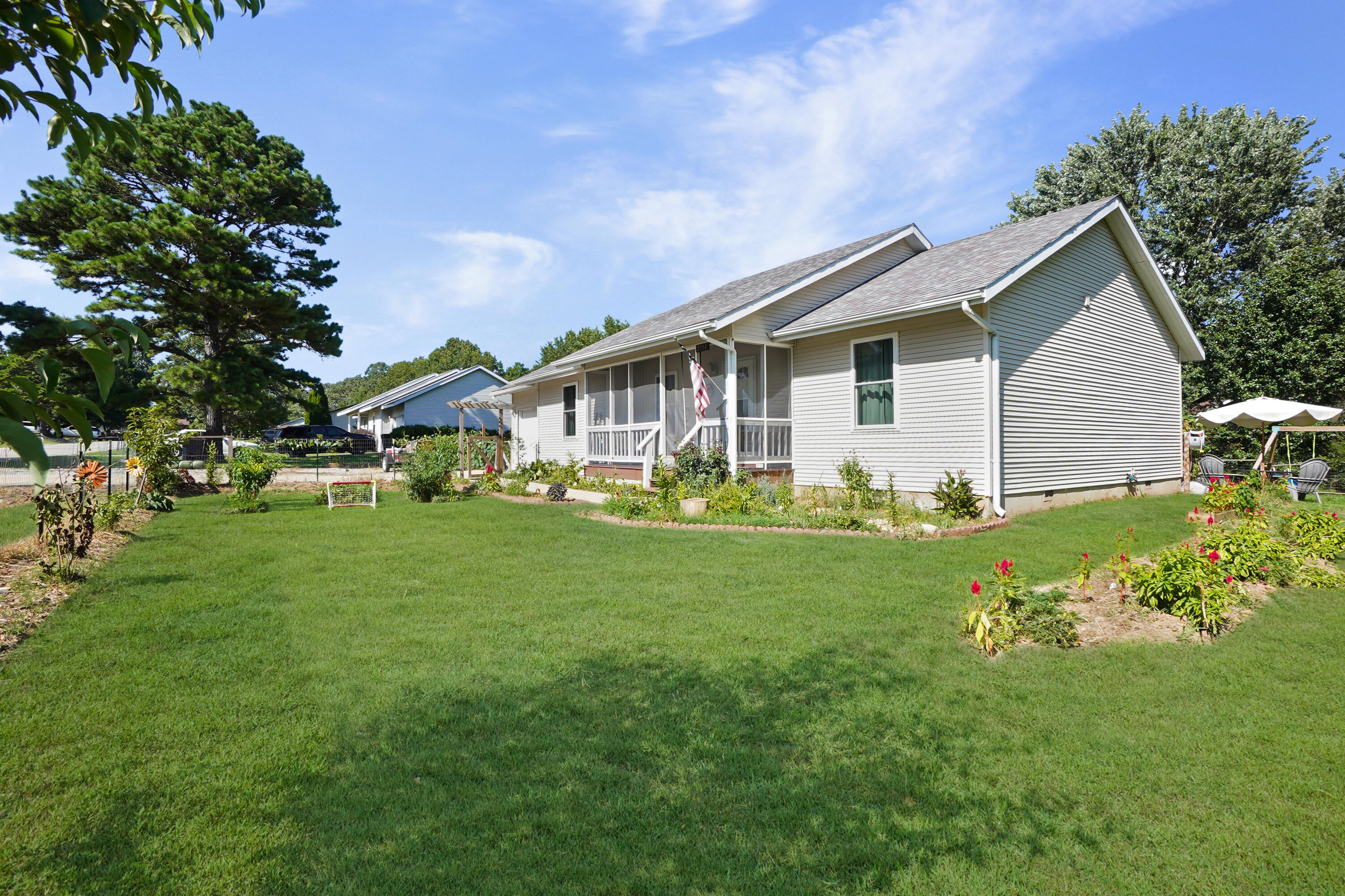 1934 Anne Drive Property Photo 1