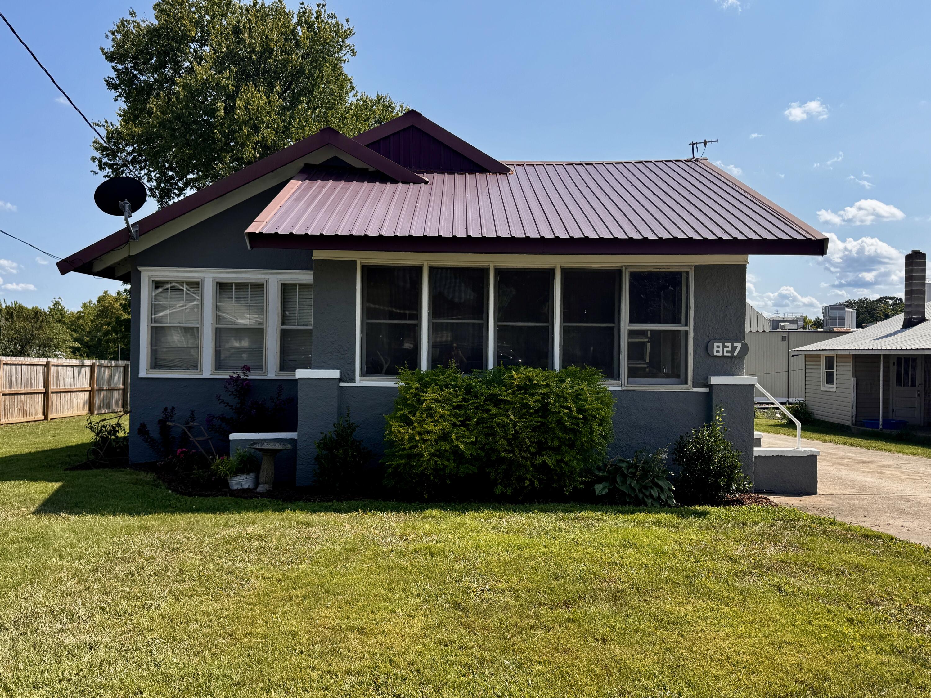 827 Main Street Property Photo 2