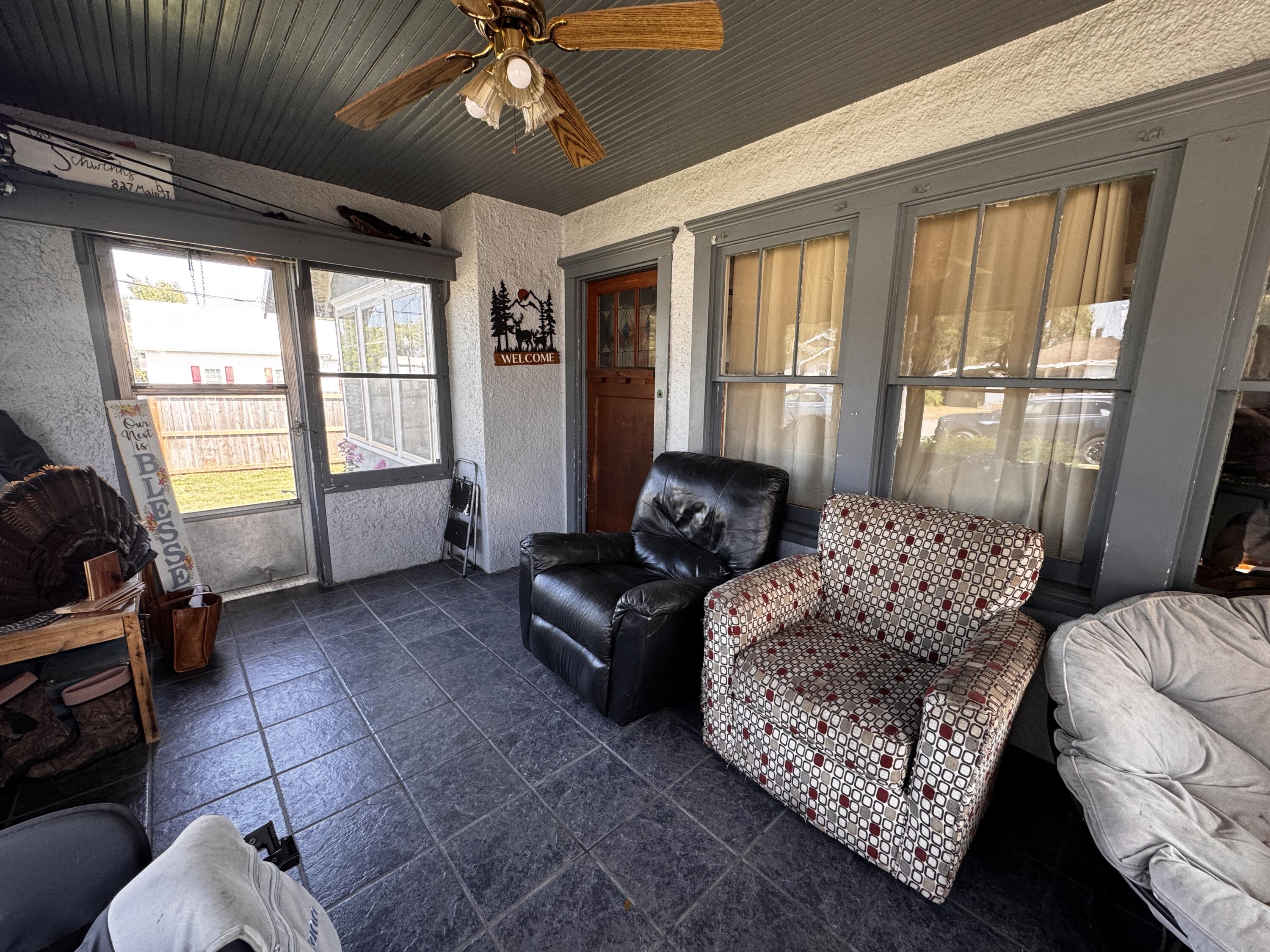 827 Main Street Property Photo 7