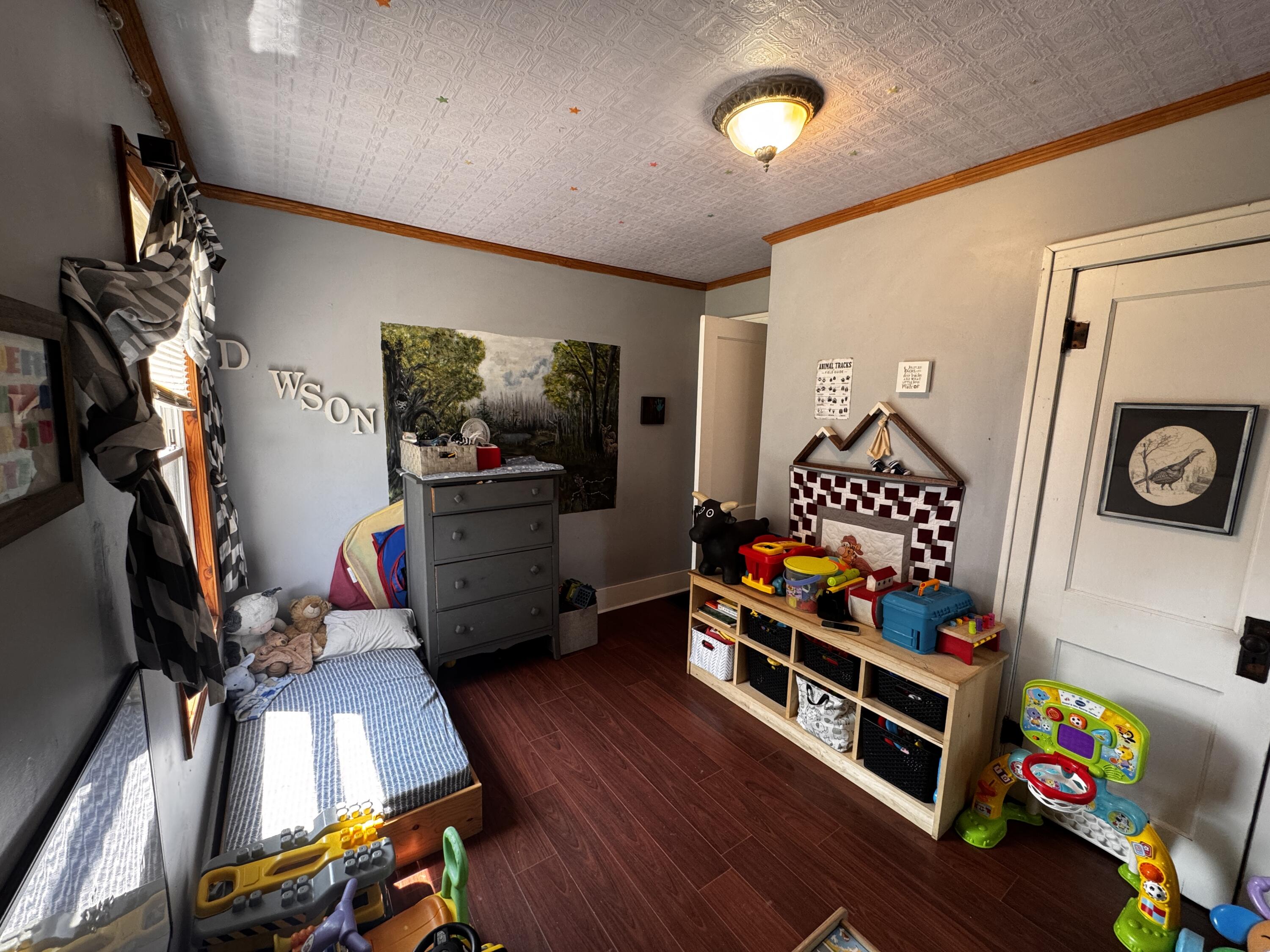 827 Main Street Property Photo 15