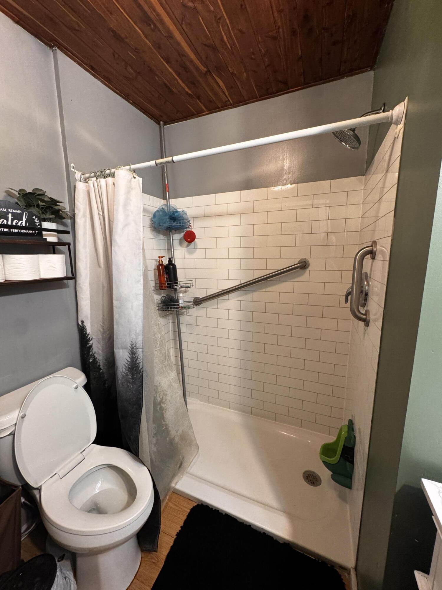 827 Main Street Property Photo 21