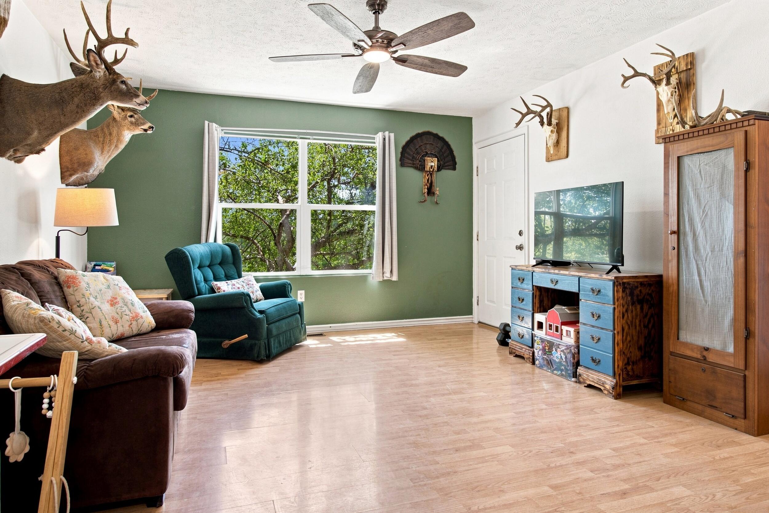 2217 West Hope Road Property Photo 4