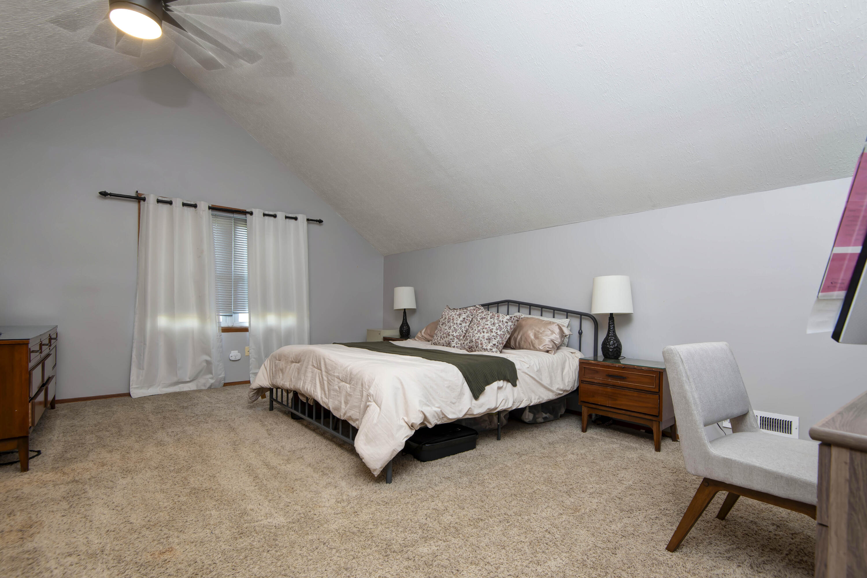 4810 South Warwick Avenue Property Photo 23