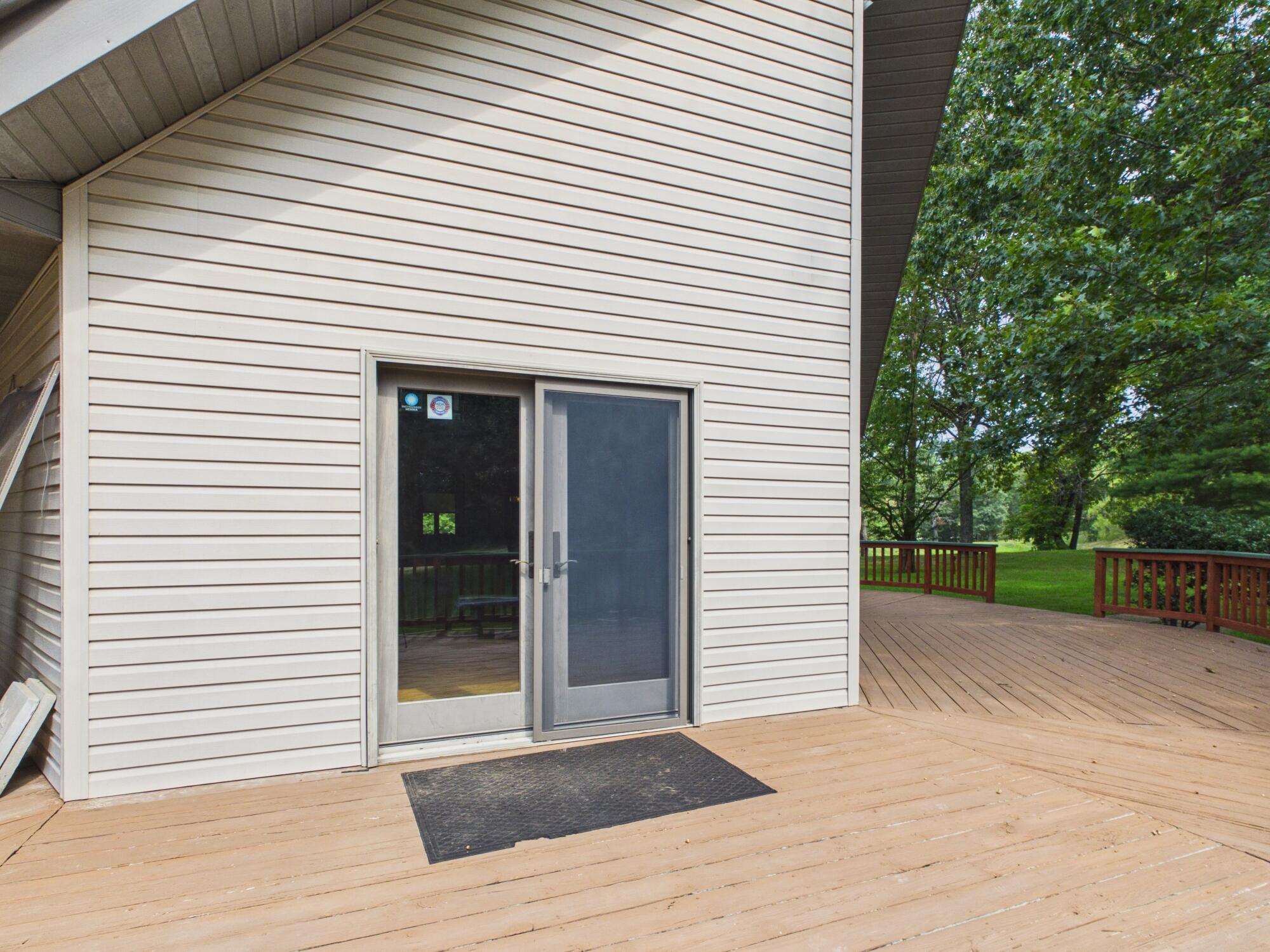 12283 Stave Mill Road Property Photo 3