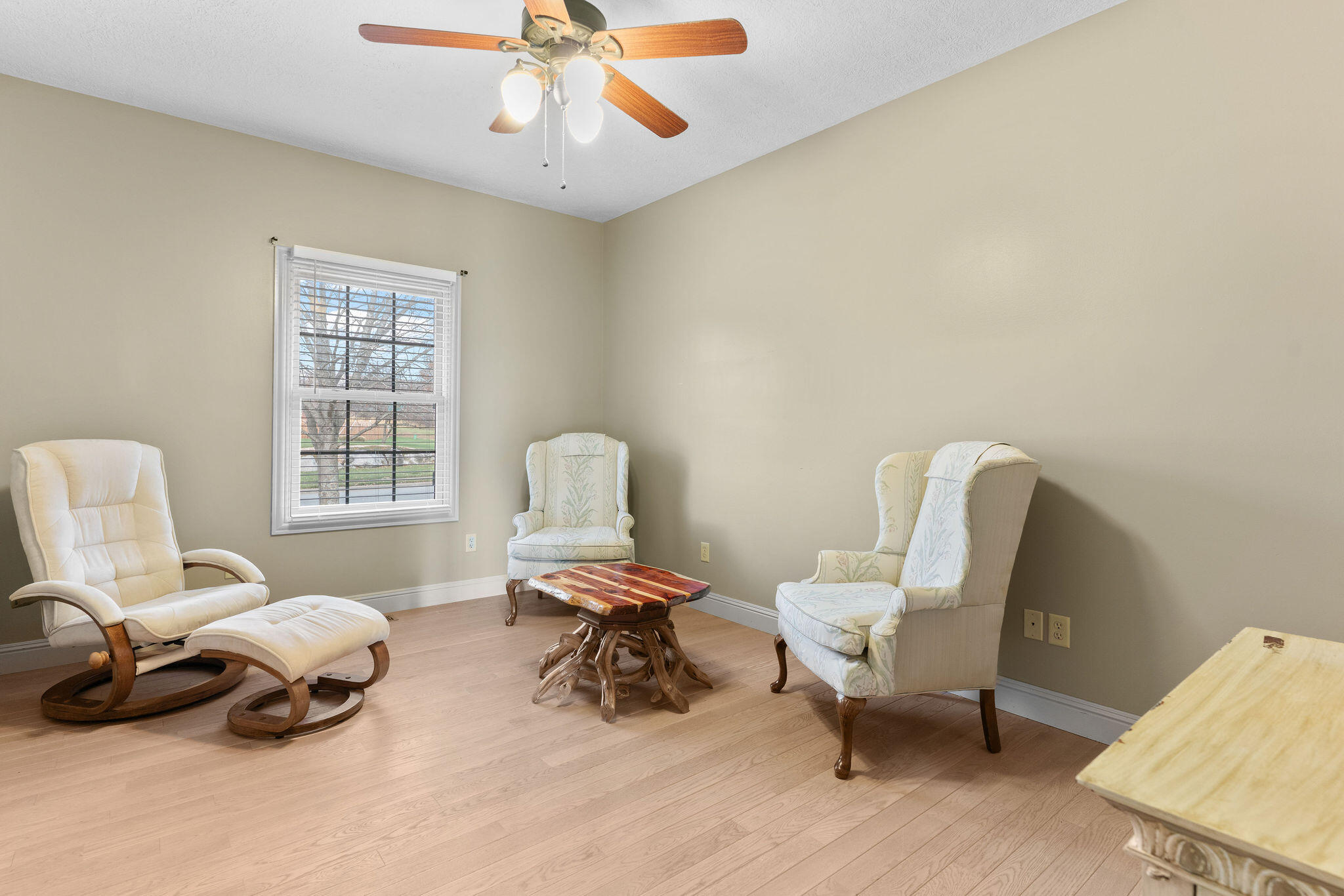 5072 East Hedgerow Drive Property Photo 28