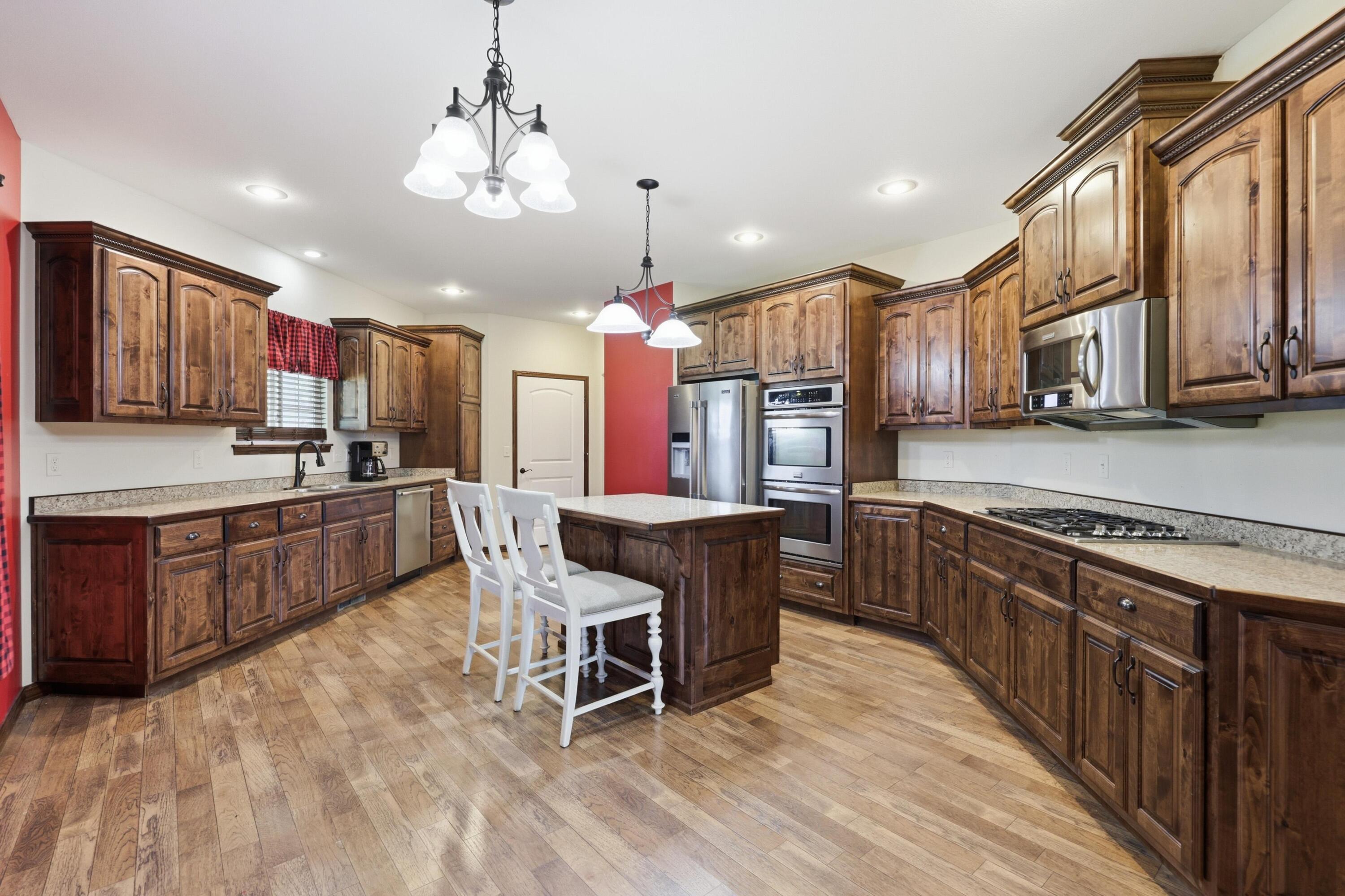 2812 South Monroe Avenue Property Photo 10