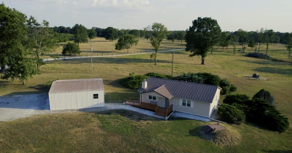 5220 Longview Circle Property Photo 1