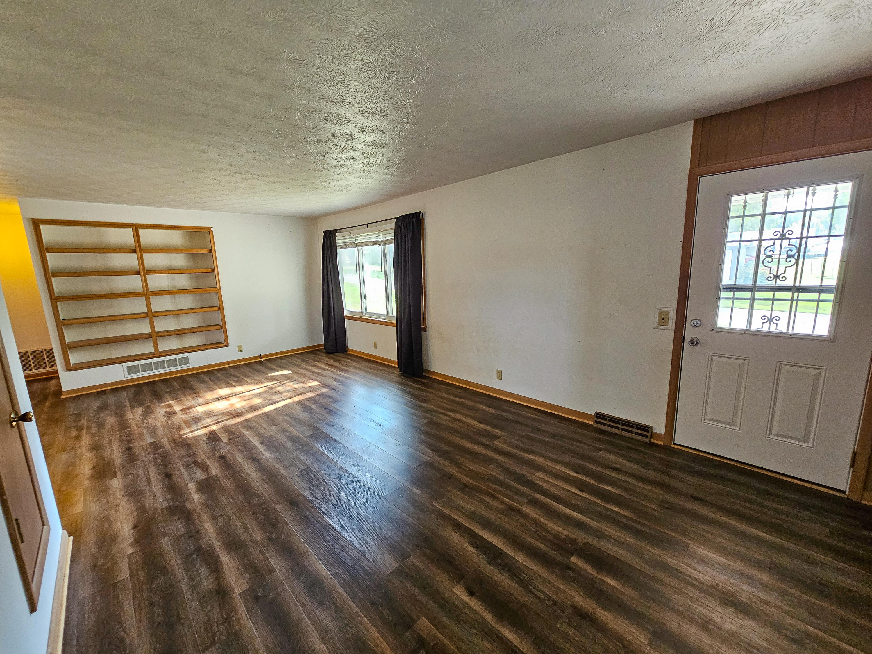 330 South Archer Avenue Property Photo 18