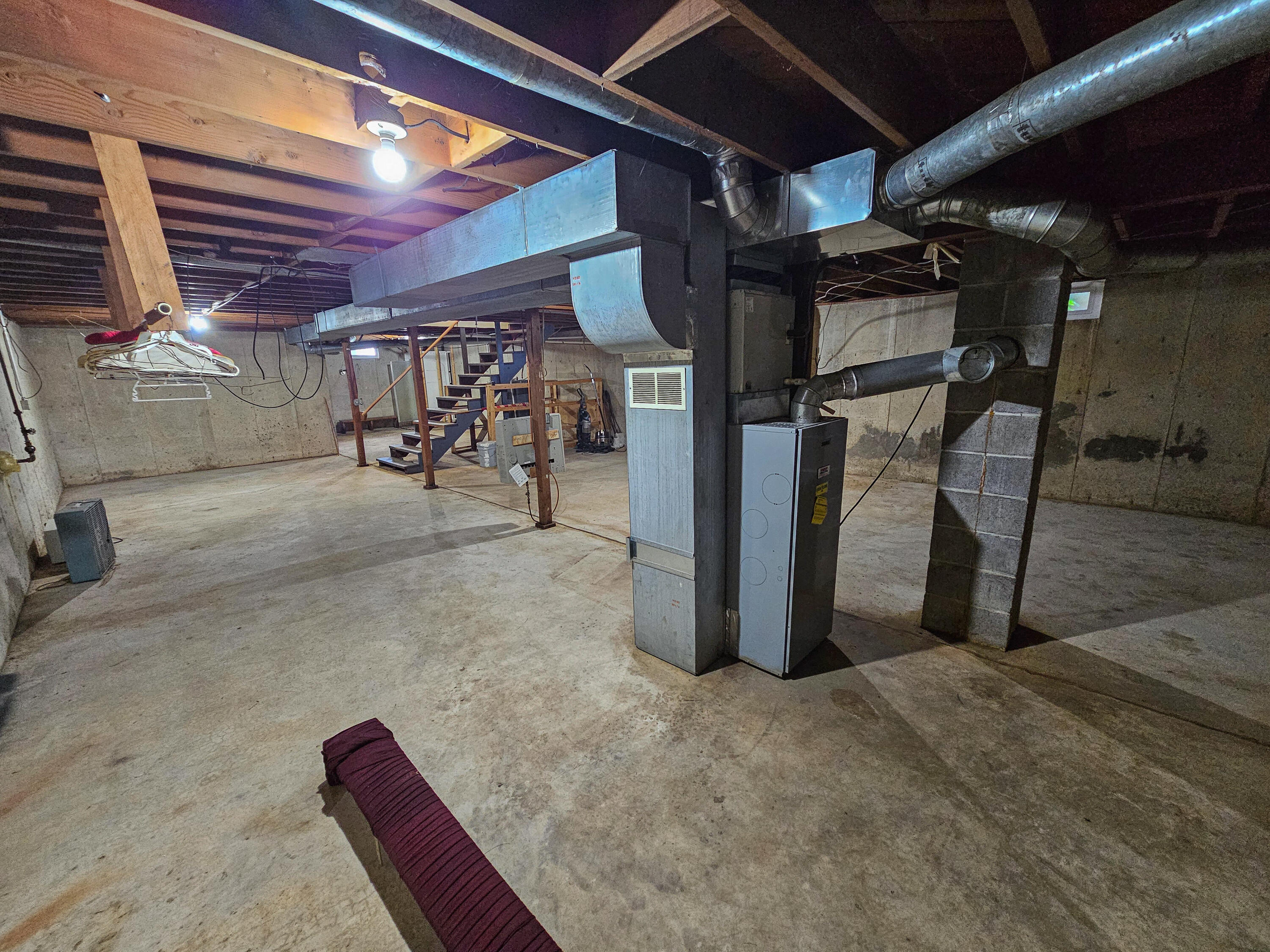 330 South Archer Avenue Property Photo 20