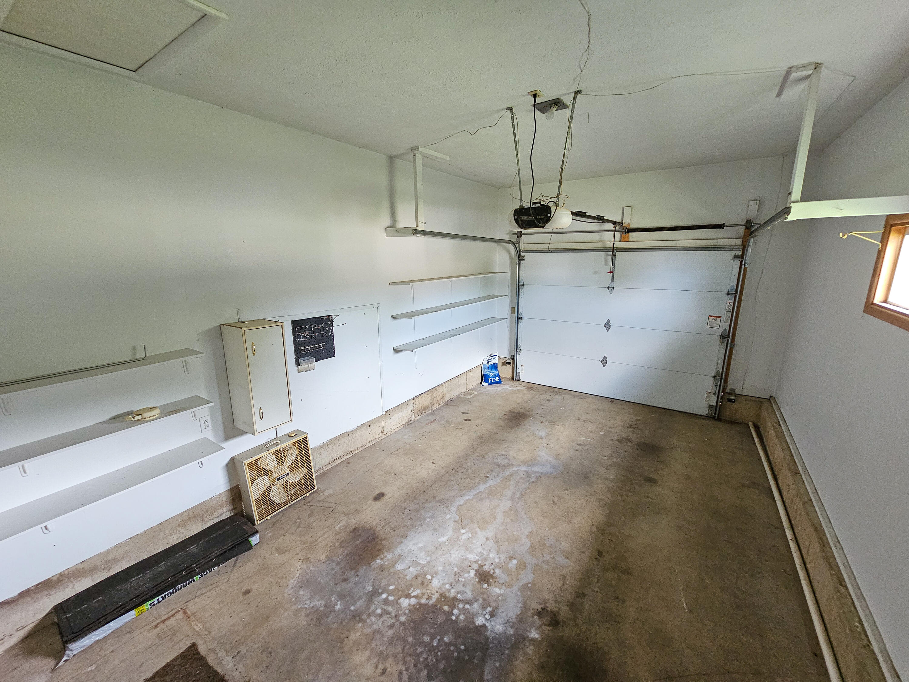 330 South Archer Avenue Property Photo 34