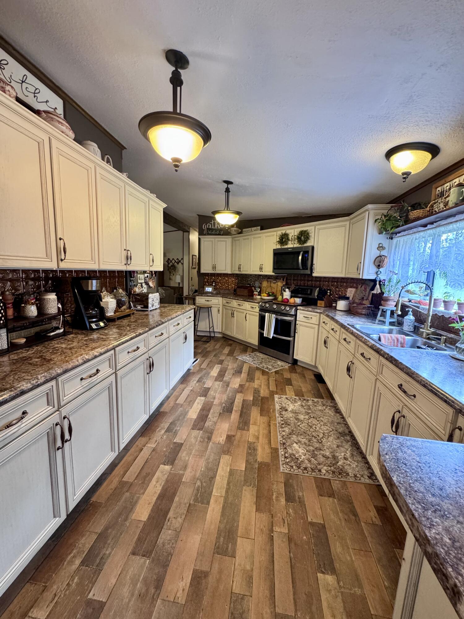 8060 P Highway Property Photo 38