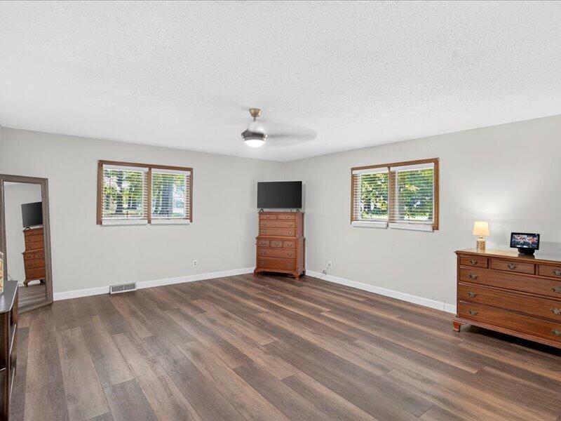 3003 West Sharon Drive Property Photo 32