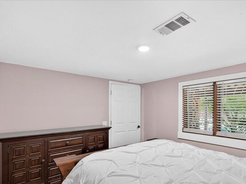 3003 West Sharon Drive Property Photo 46