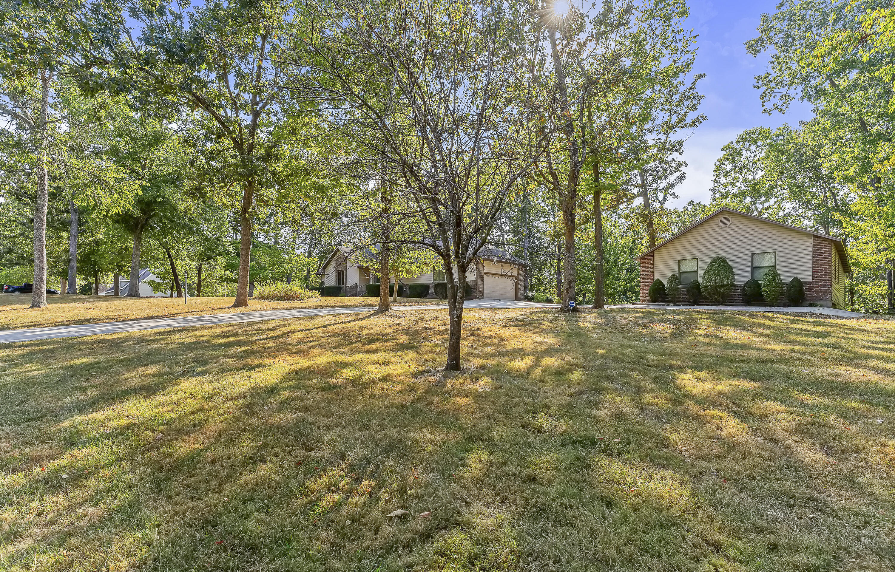 995 South Stanford Drive Property Photo 14