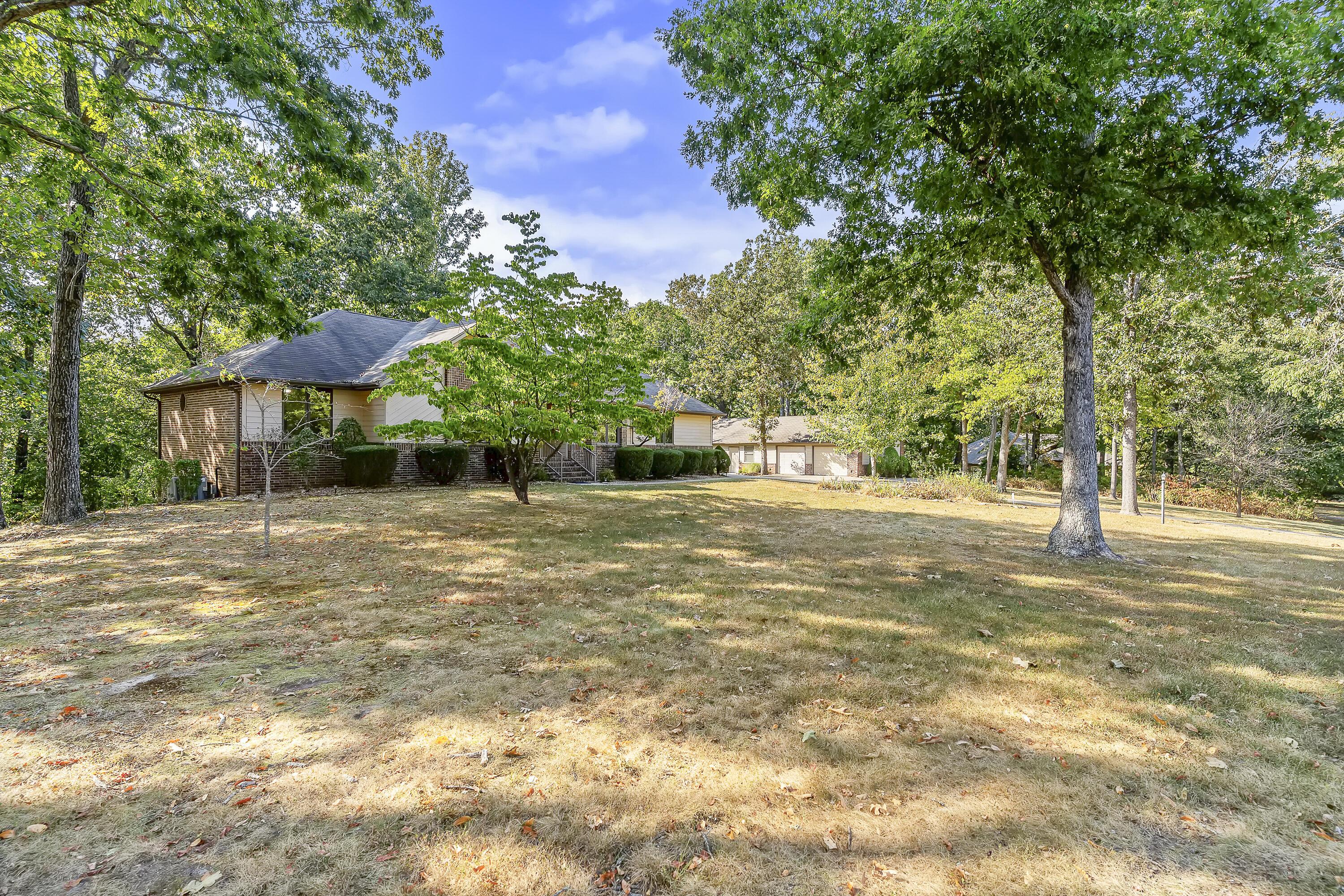 995 South Stanford Drive Property Photo 15