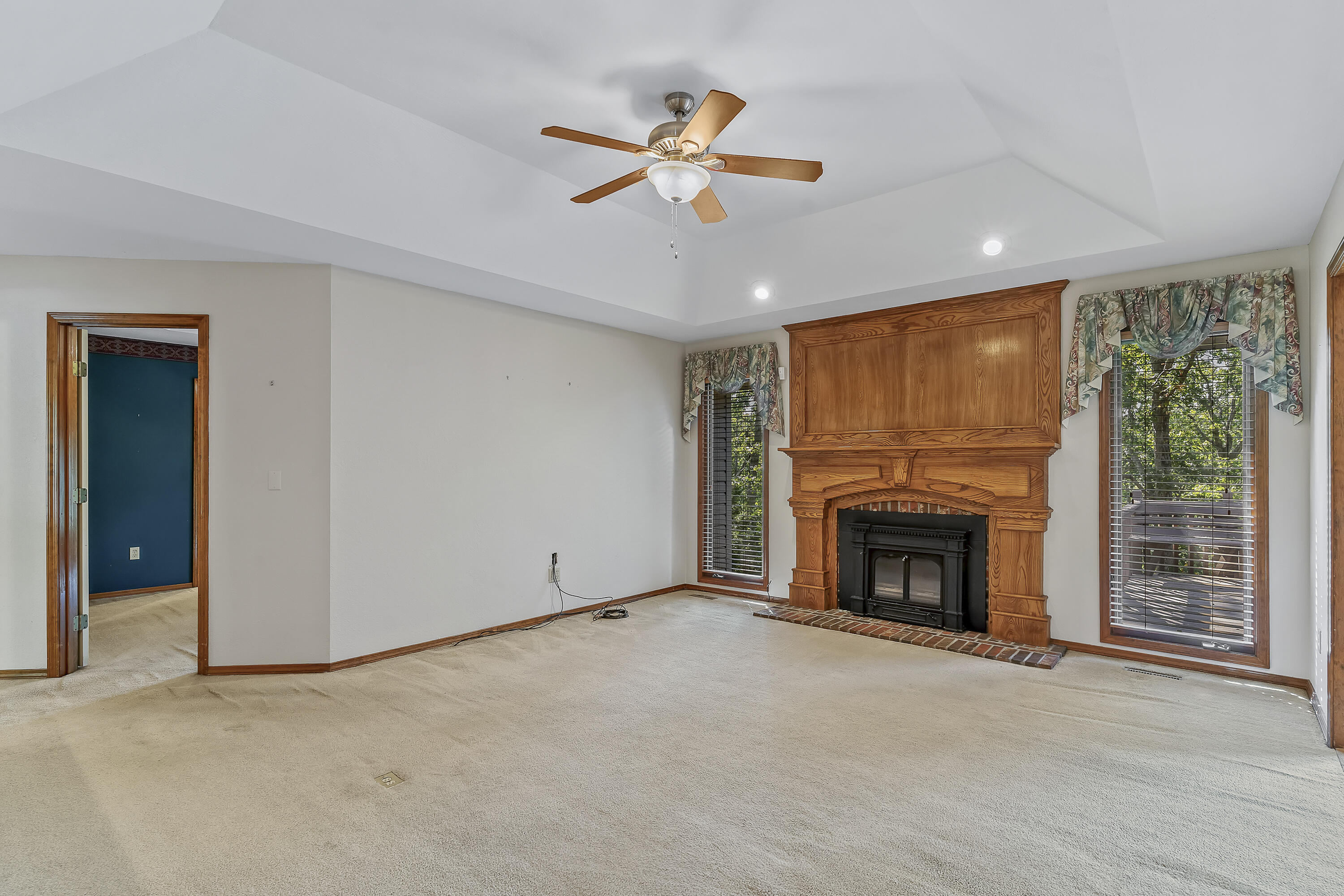 995 South Stanford Drive Property Photo 16