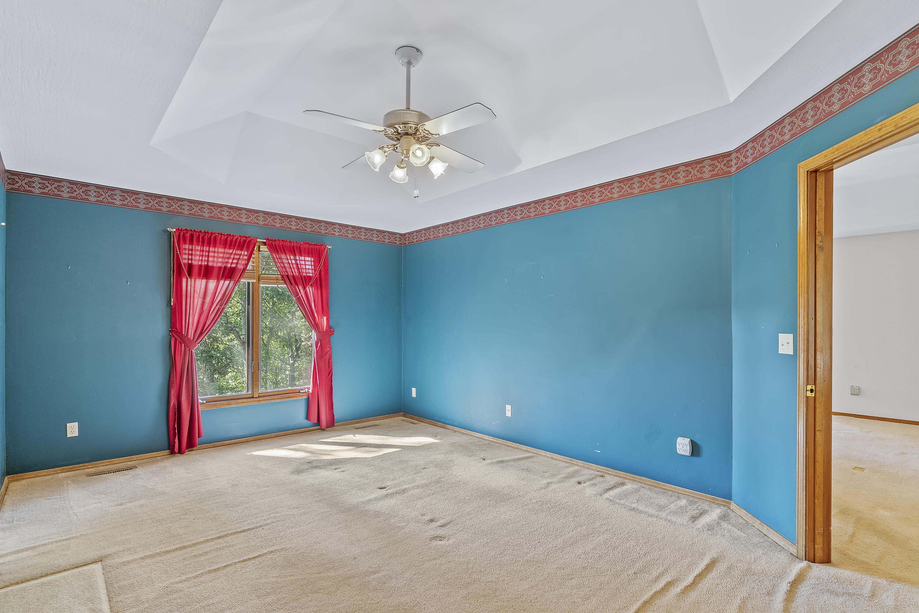 995 South Stanford Drive Property Photo 32