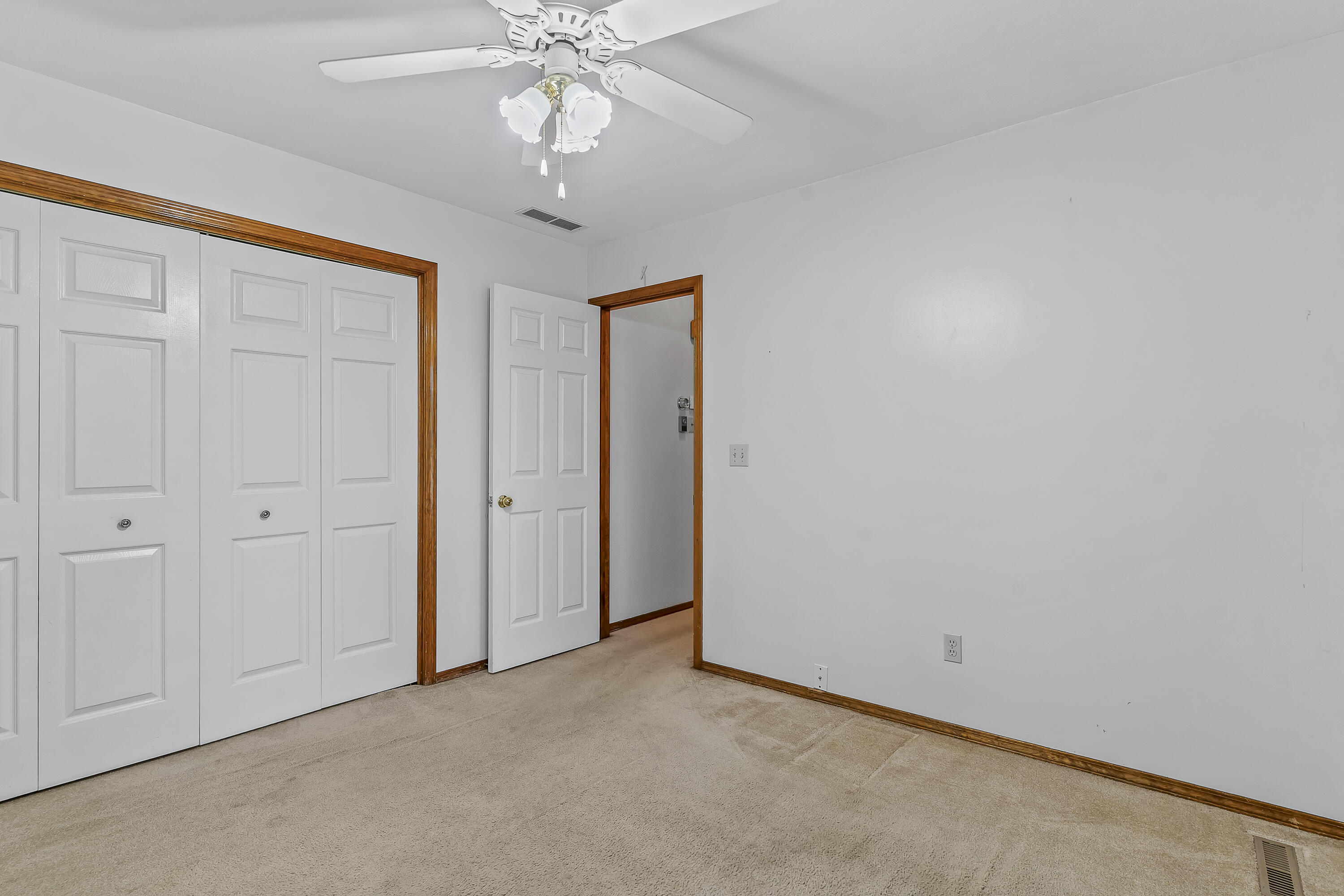 995 South Stanford Drive Property Photo 37