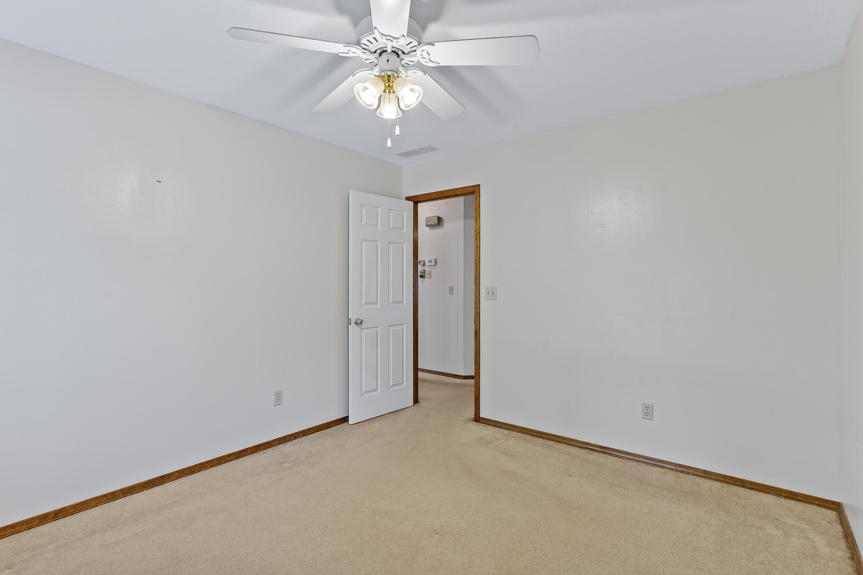 995 South Stanford Drive Property Photo 40