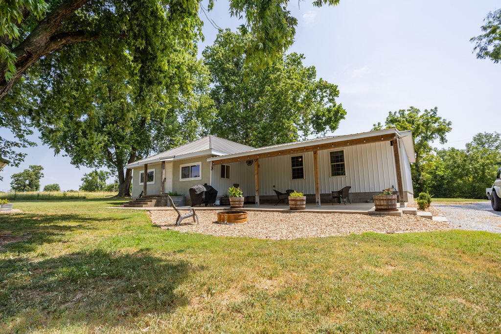 17550 Unicorn Road Property Photo 3