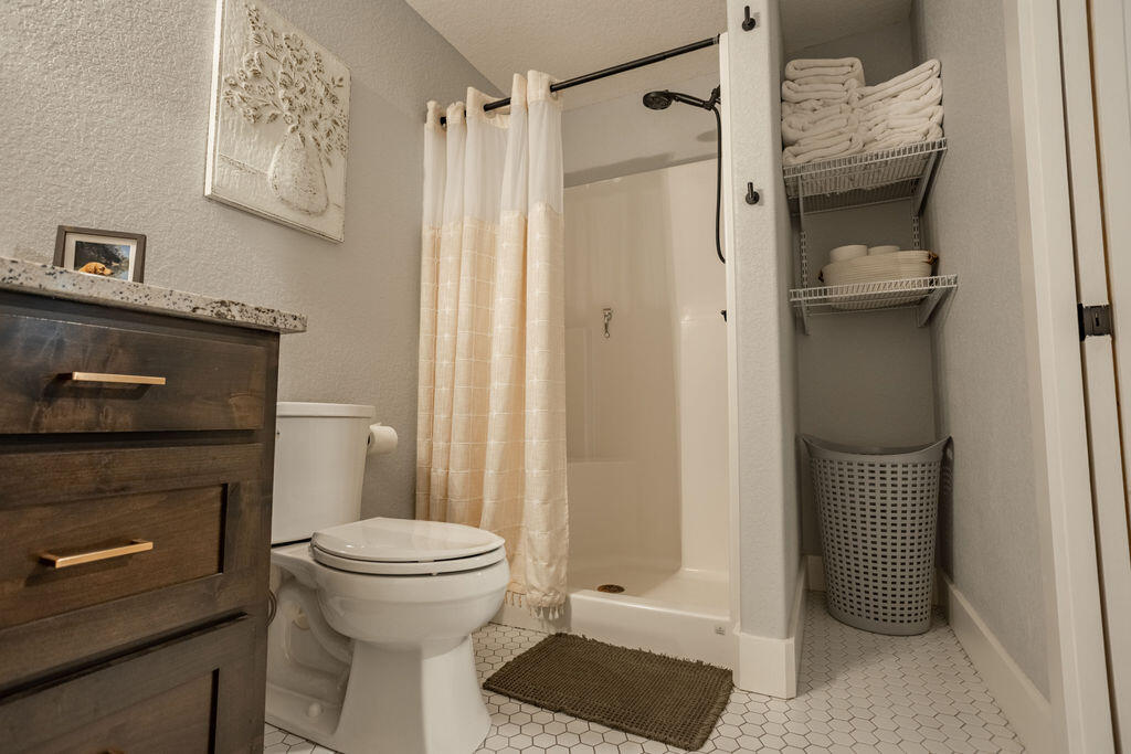 17550 Unicorn Road Property Photo 20