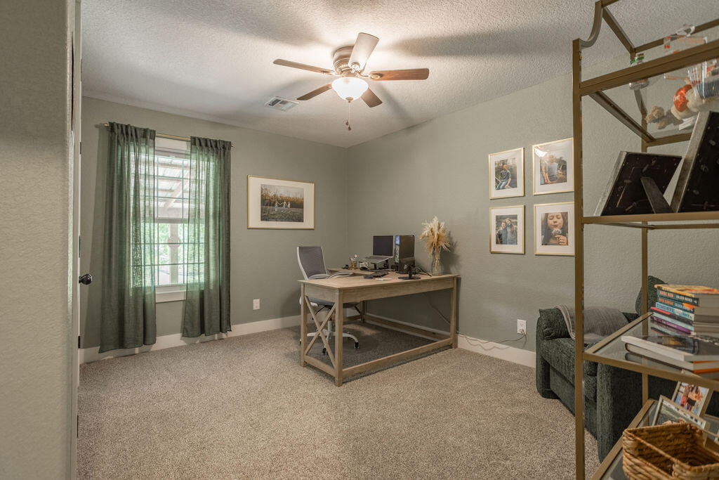 17550 Unicorn Road Property Photo 25
