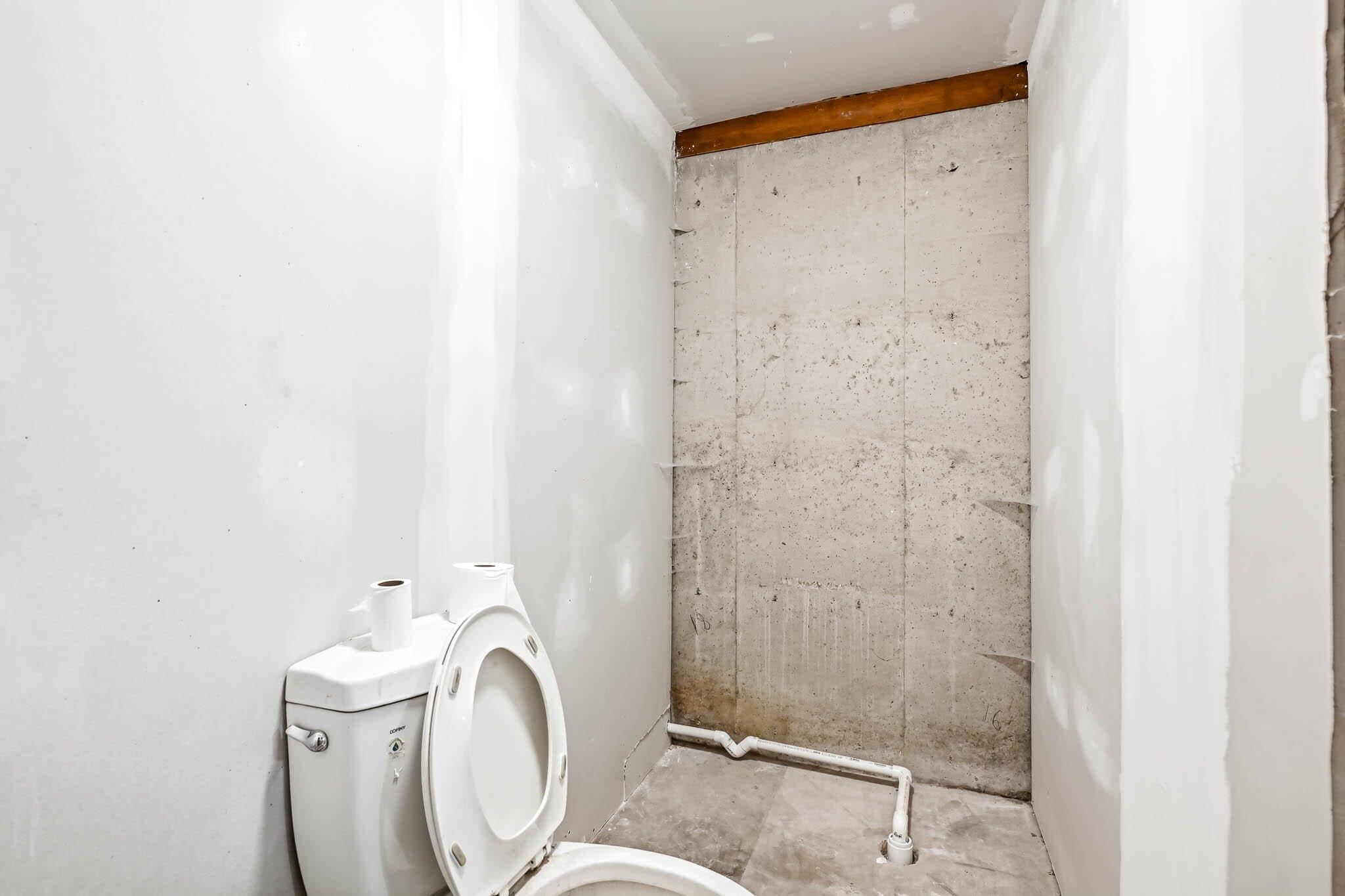 2272 King Road Property Photo 15
