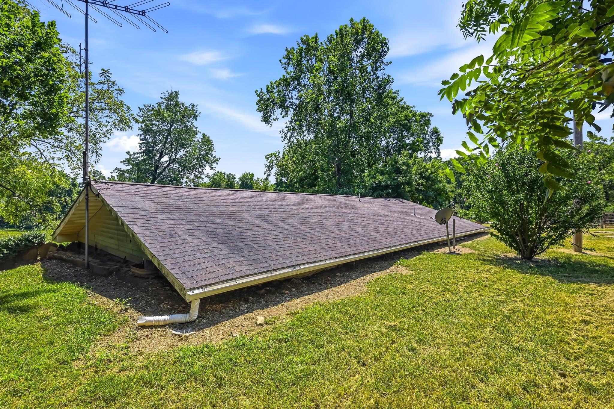 2272 King Road Property Photo 21