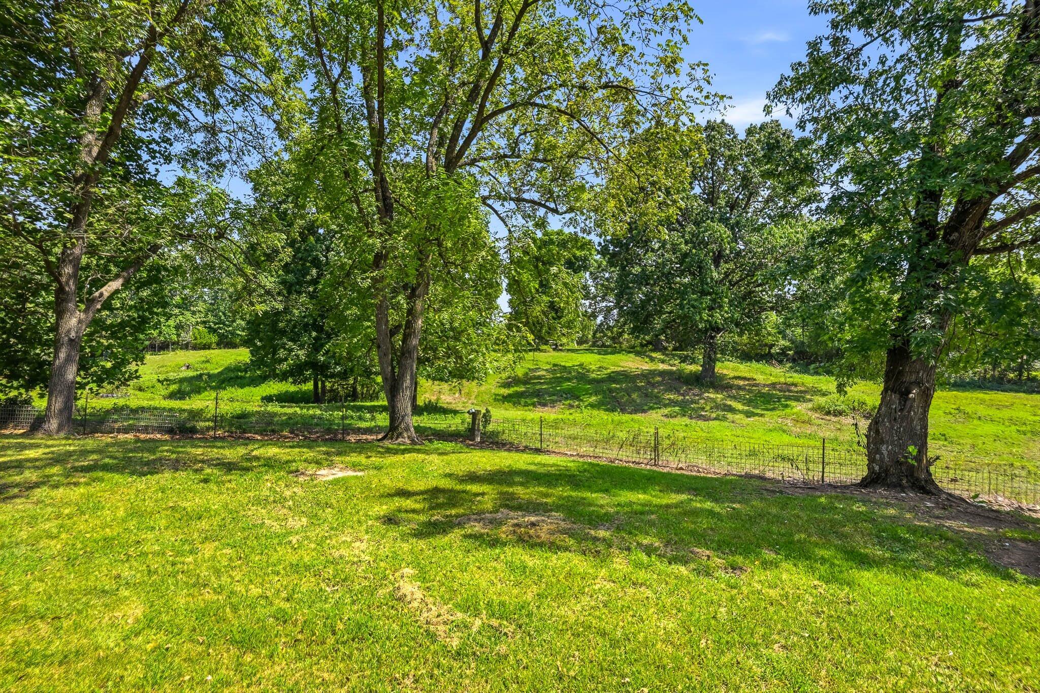 2272 King Road Property Photo 24
