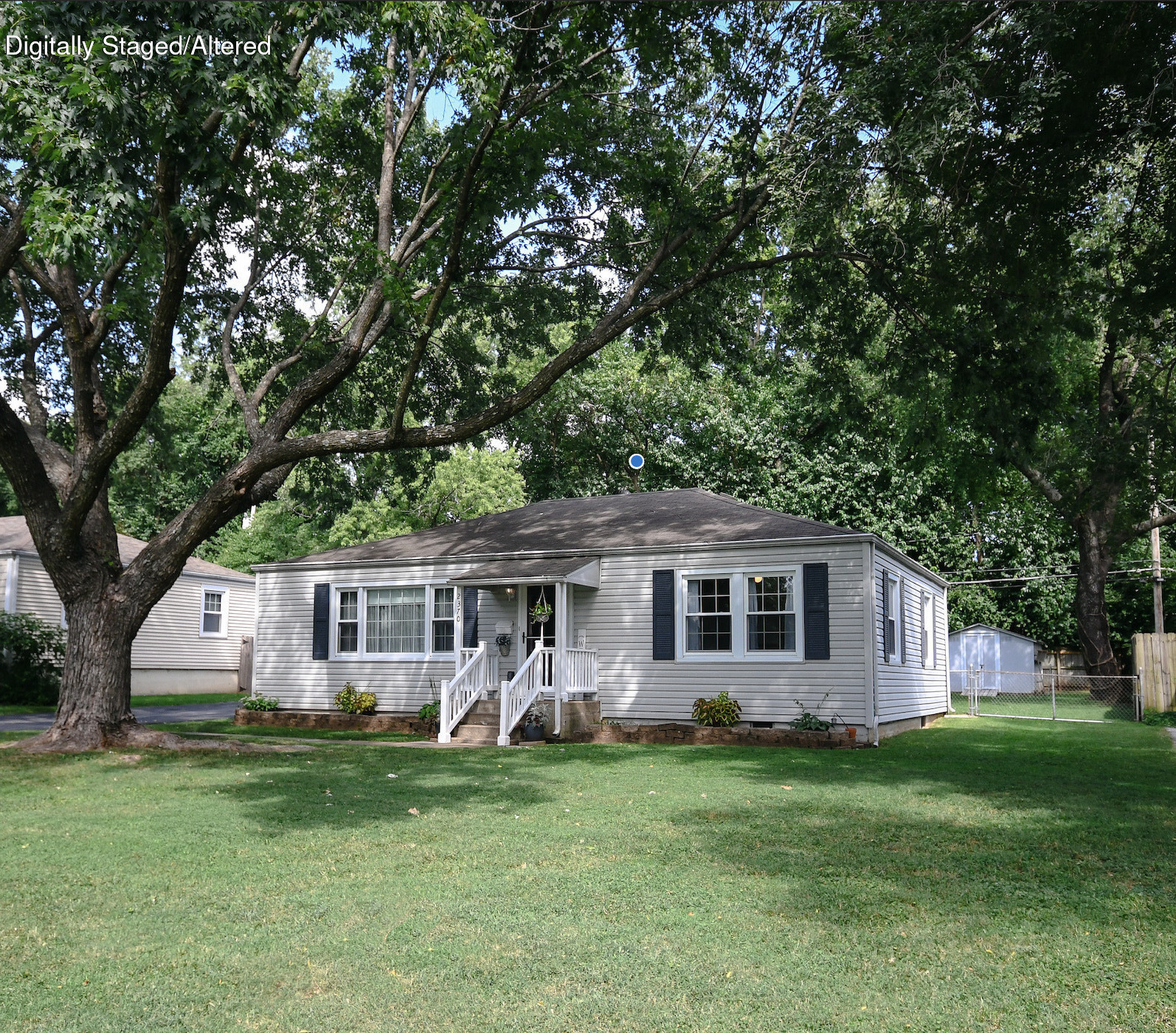 2370 South Luster Avenue Property Photo 1