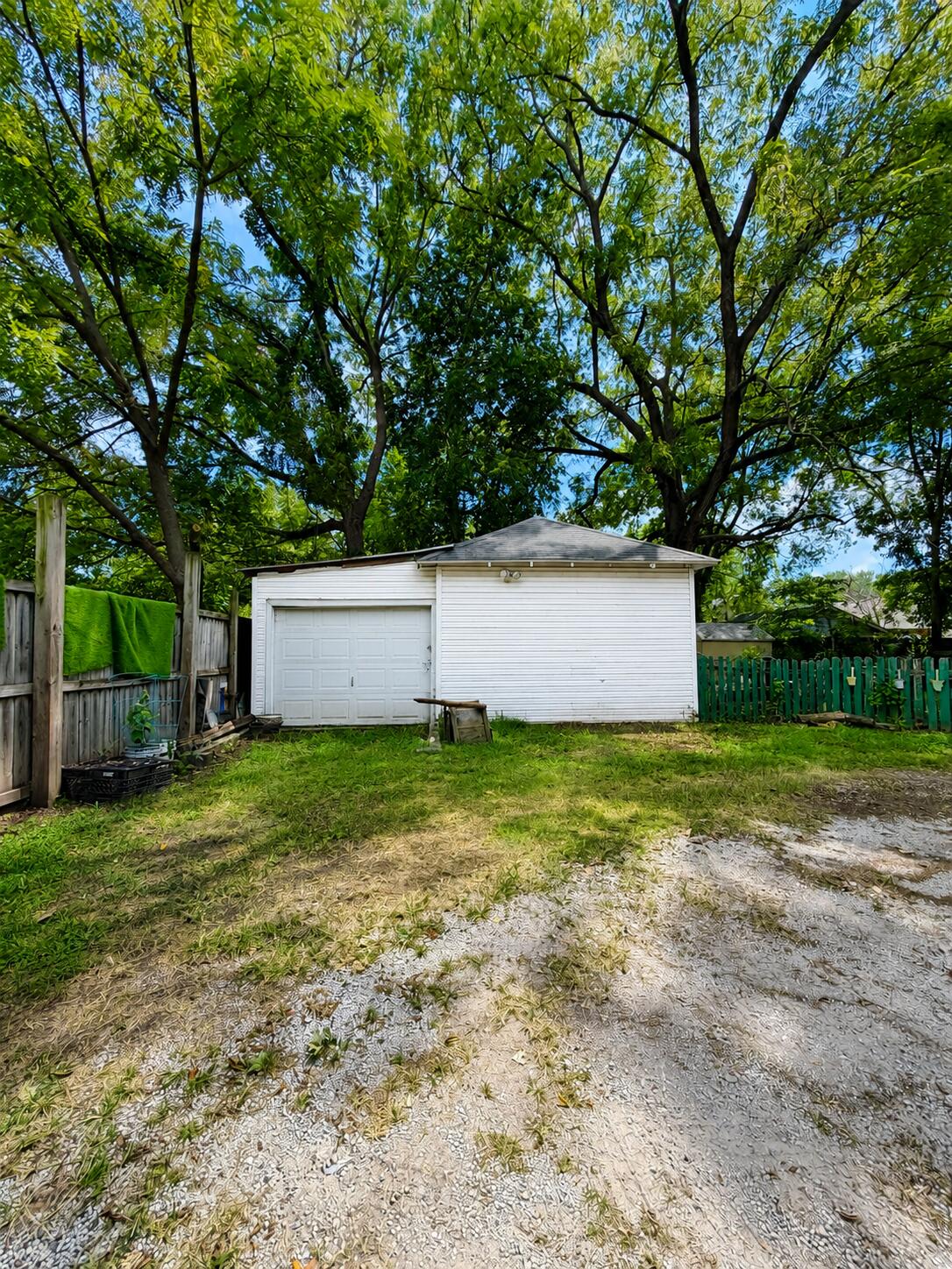 1322 North Grant Avenue Property Photo 4