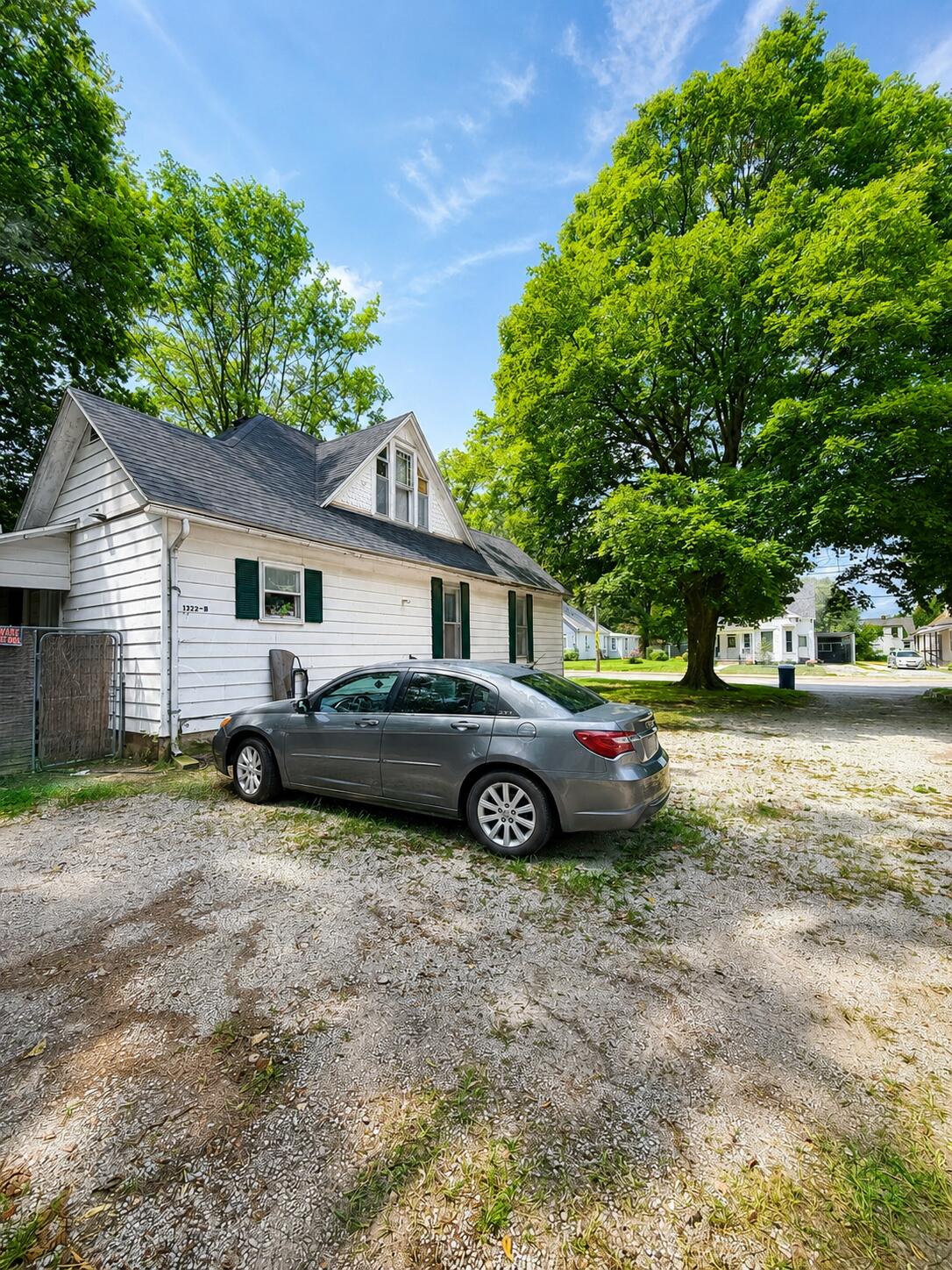 1322 North Grant Avenue Property Photo 5