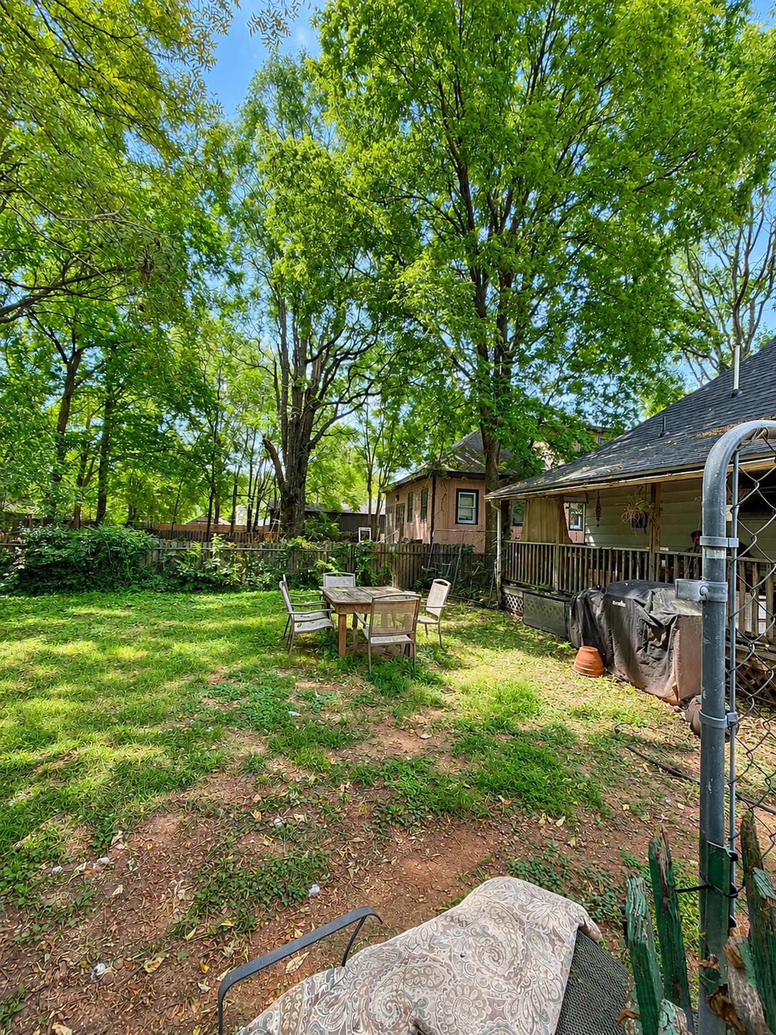 1322 North Grant Avenue Property Photo 7