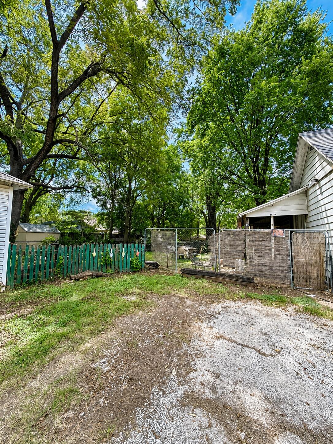 1322 North Grant Avenue Property Photo 8