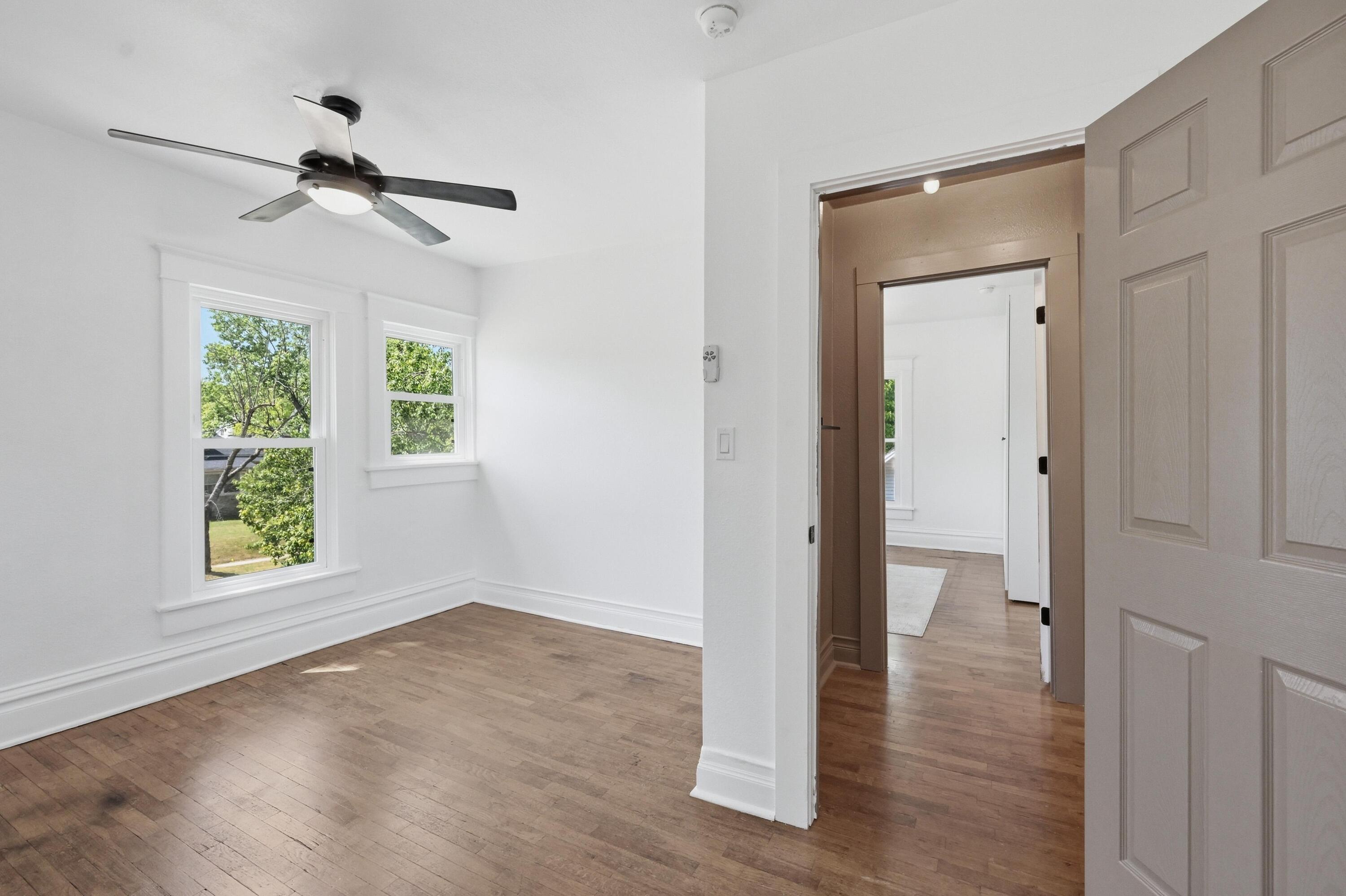 407 North Jackson Avenue Property Photo 29