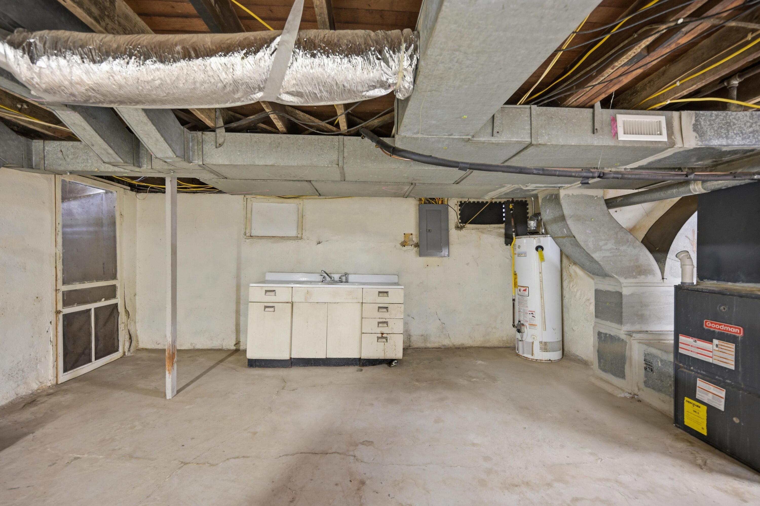 407 North Jackson Avenue Property Photo 42