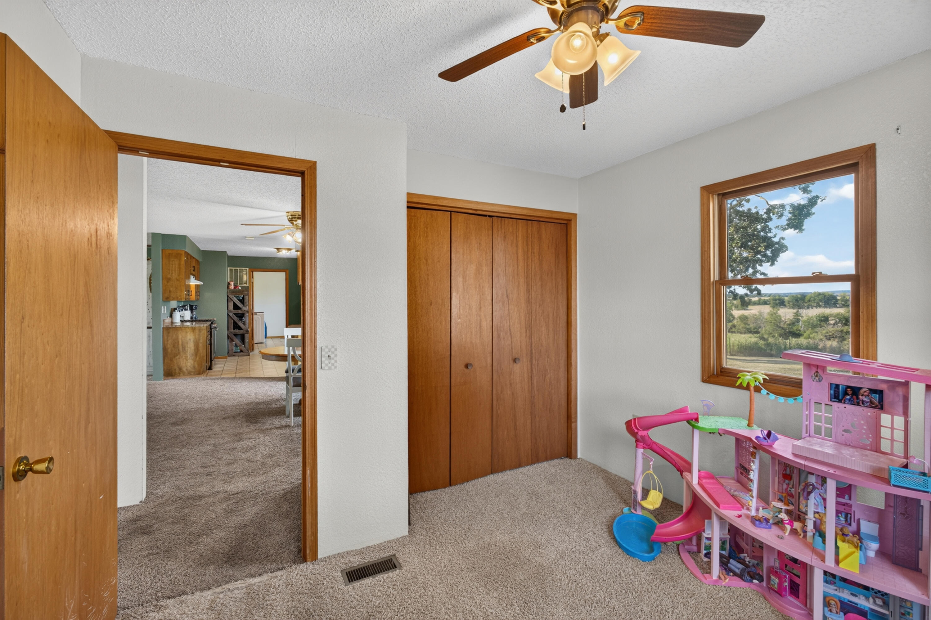 15892 Mellow Drive Property Photo 14